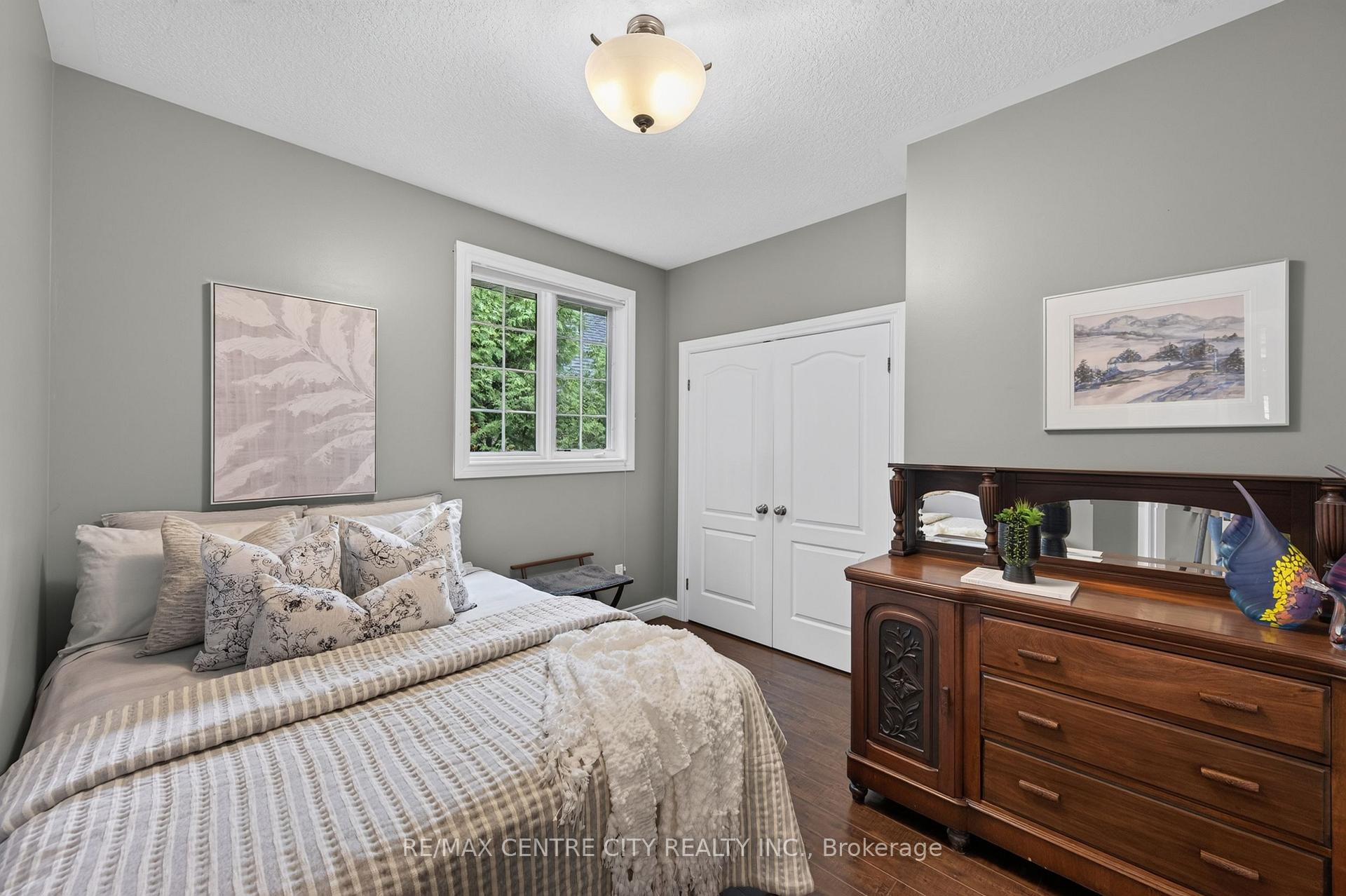 Photo 26 of 176 Optimist Park Drive, London, South K — HOMEH