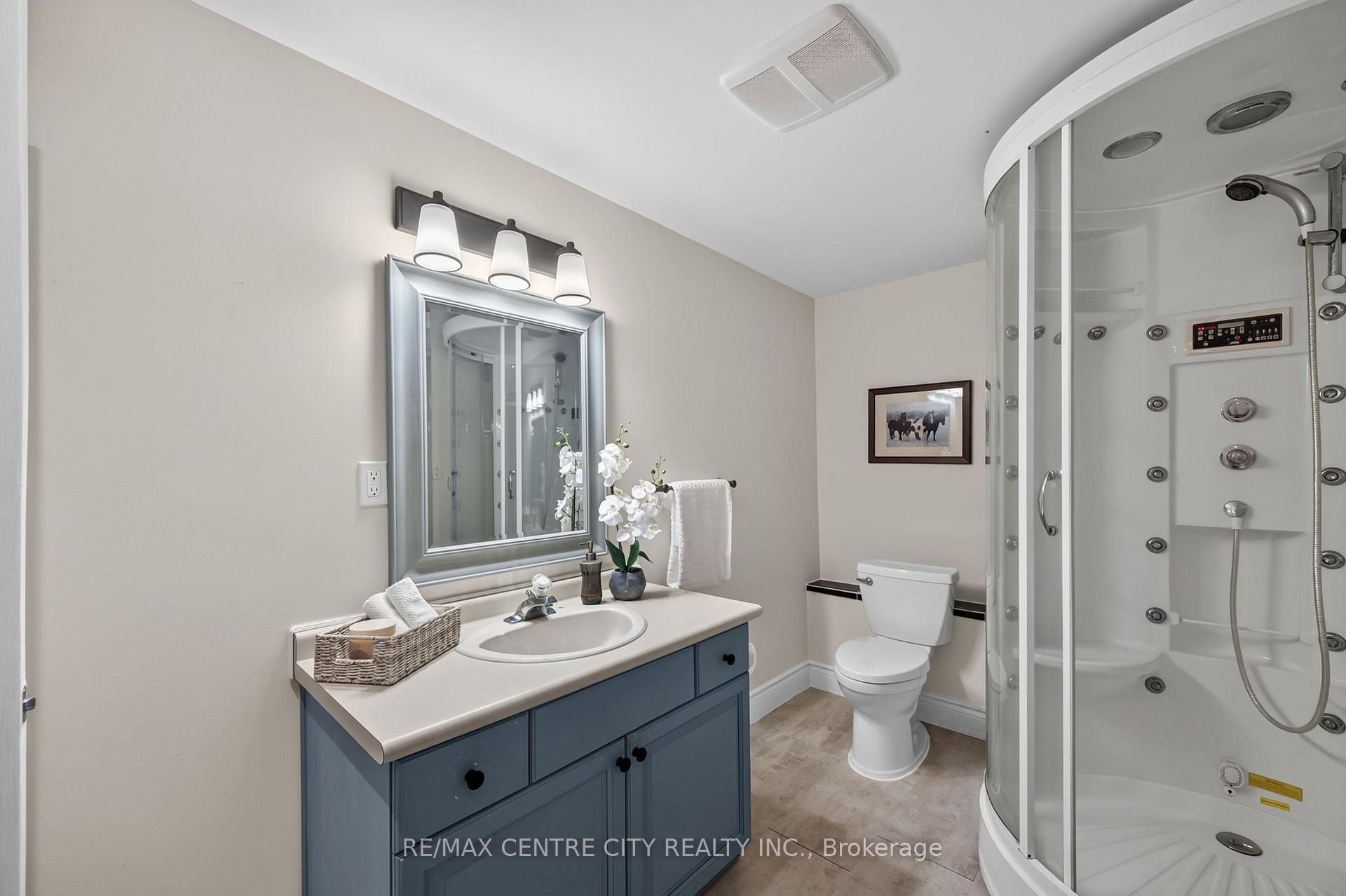 Photo 31 of 176 Optimist Park Drive, London, South K — HOMEH