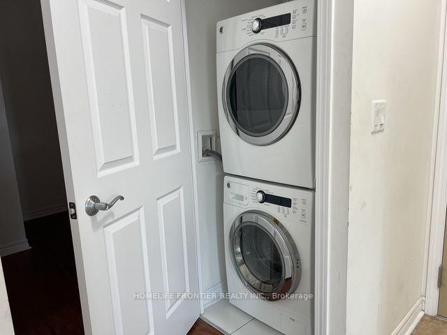 Photo 13 of Unit 1105, 18 Holmes Avenue, North York, Willowdale East — HOMEH
