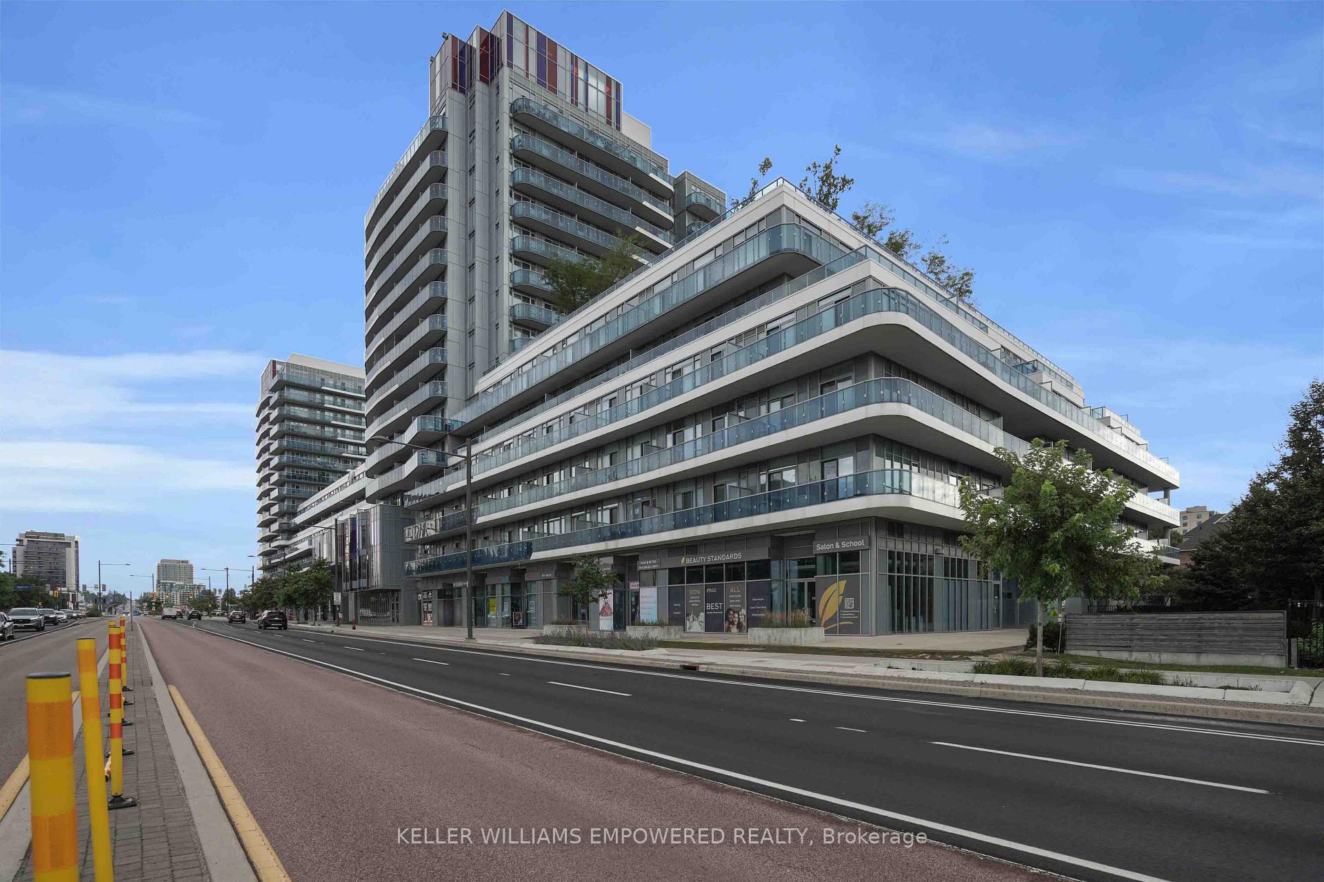 Photo of Unit 811, 9471 Yonge Street N