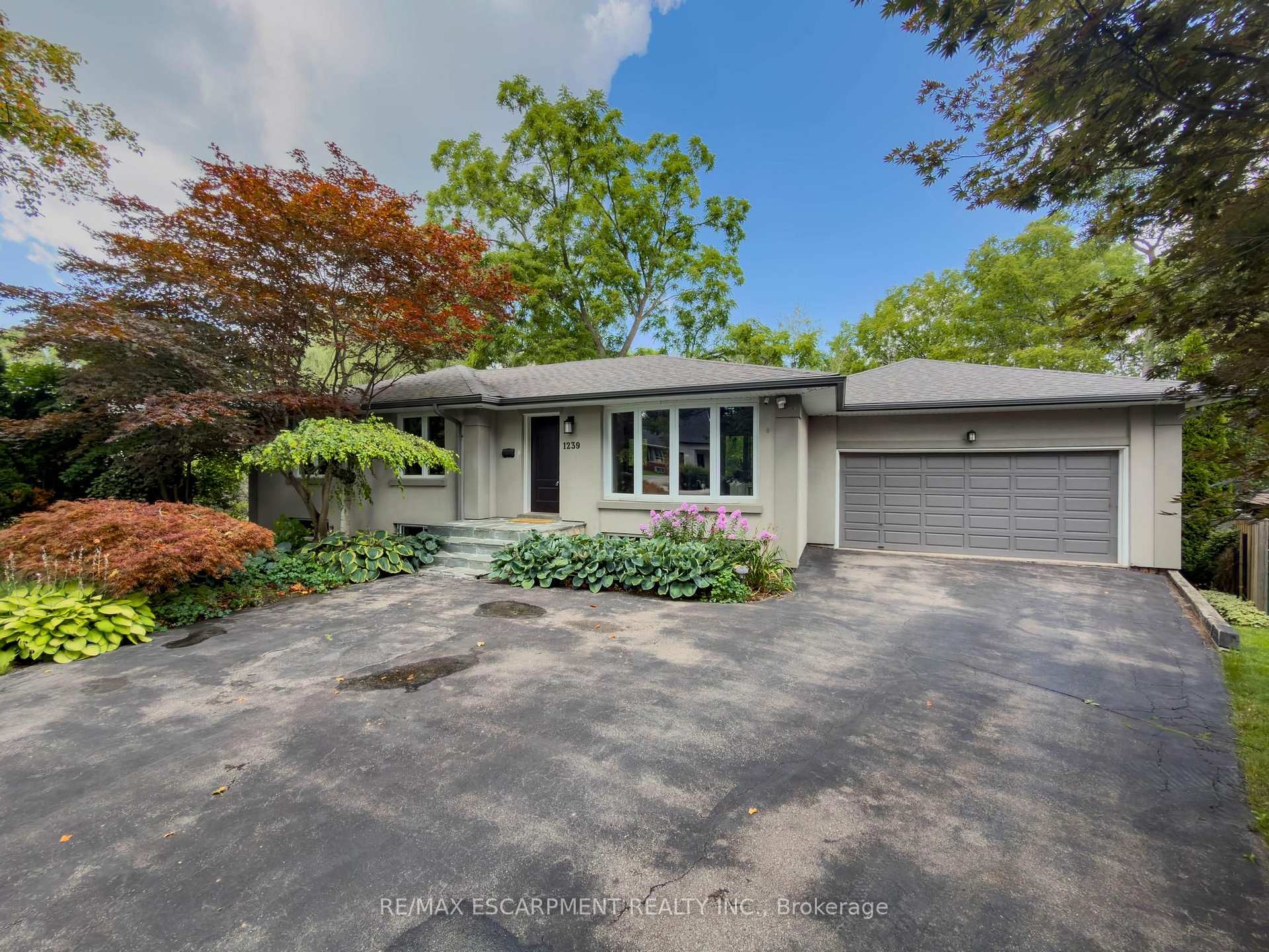 Photo 16 of 1239 Baldwin Drive, Oakville, Morrison — HOMEH