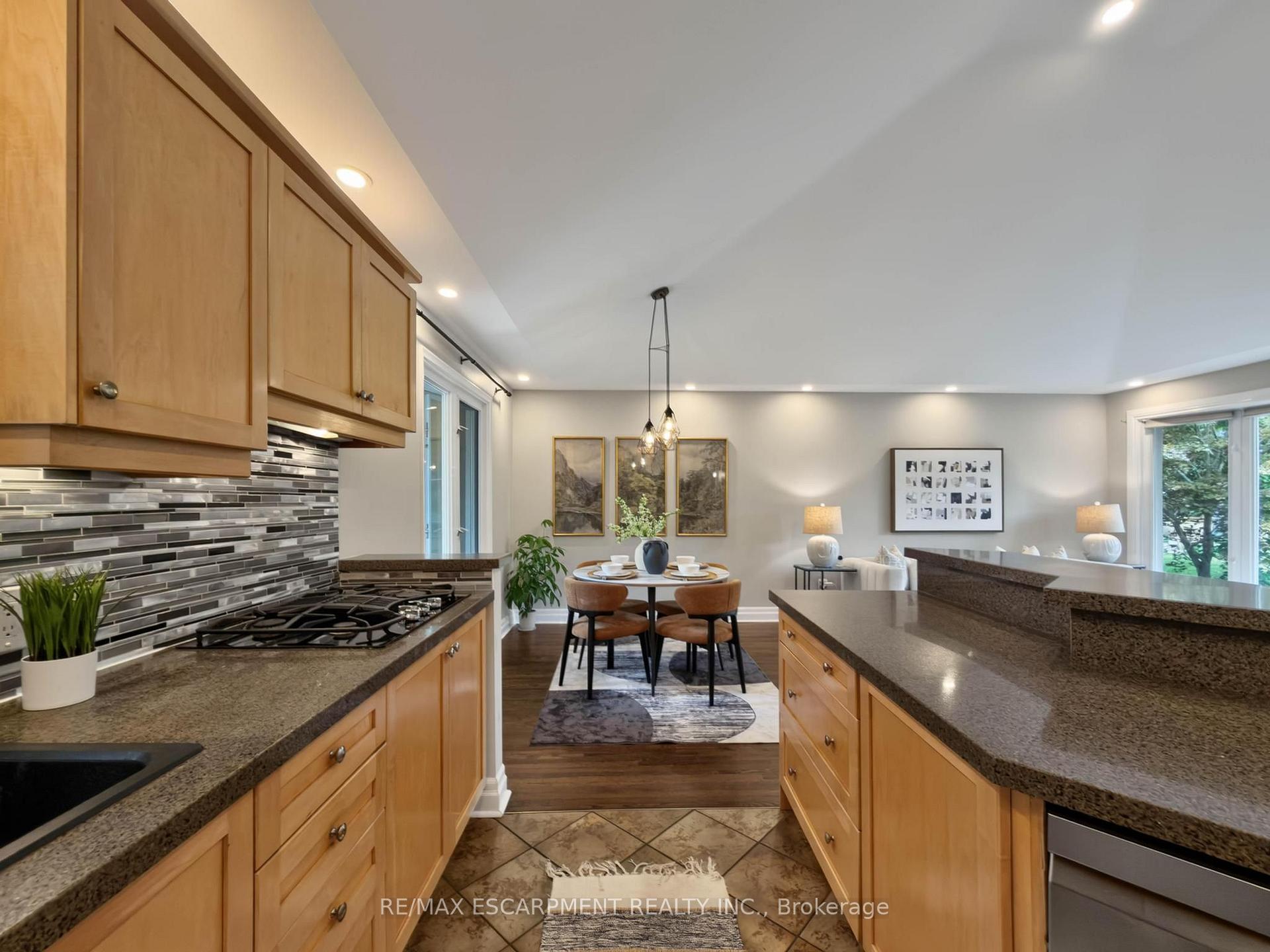 Photo 26 of 1239 Baldwin Drive, Oakville, Morrison — HOMEH
