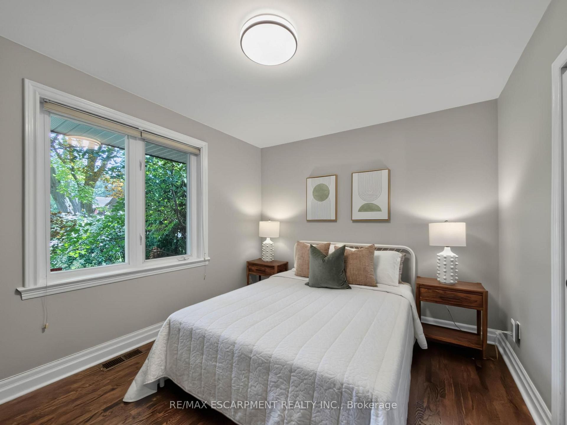 Photo 33 of 1239 Baldwin Drive, Oakville, Morrison — HOMEH
