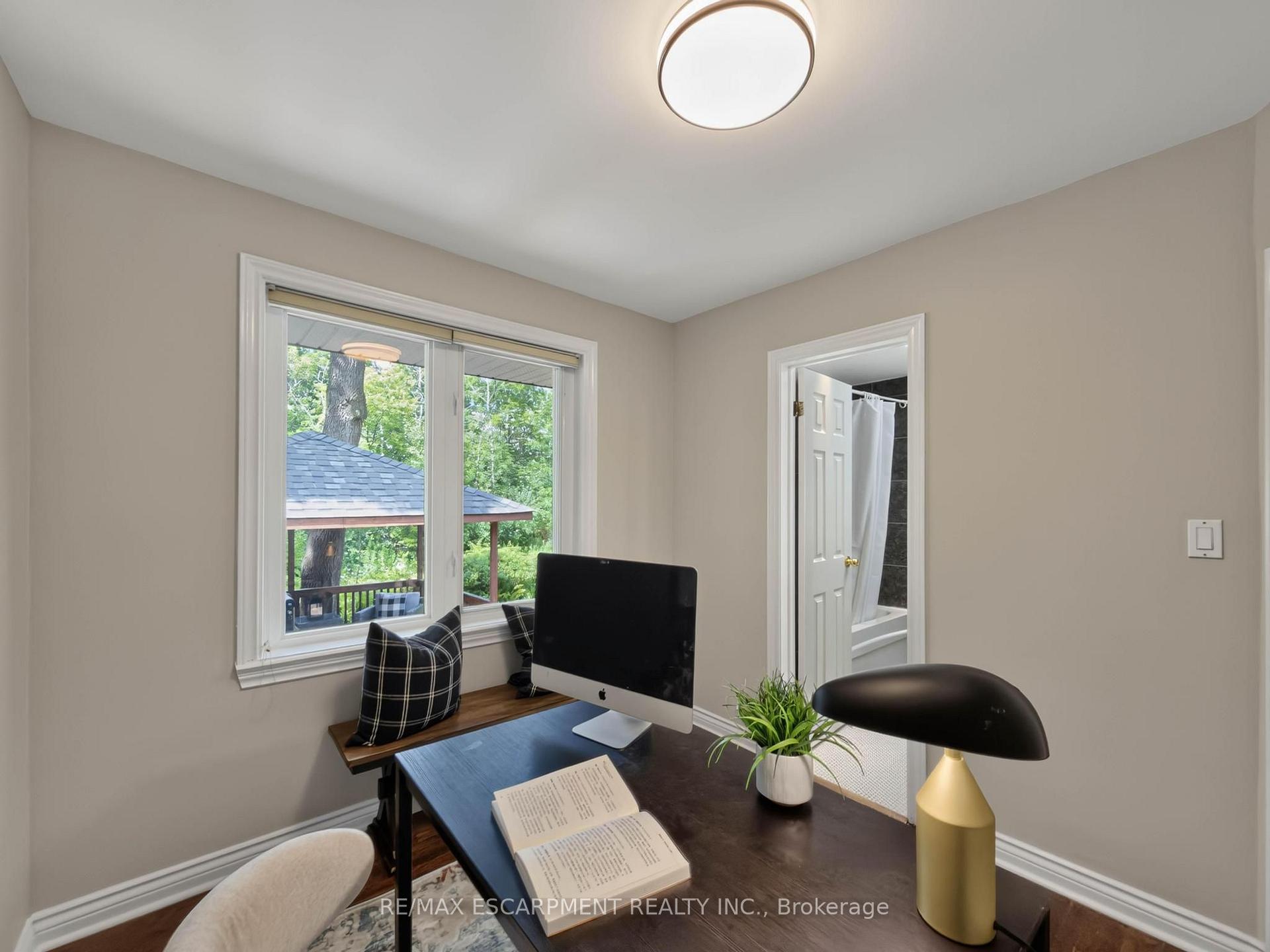 Photo 37 of 1239 Baldwin Drive, Oakville, Morrison — HOMEH