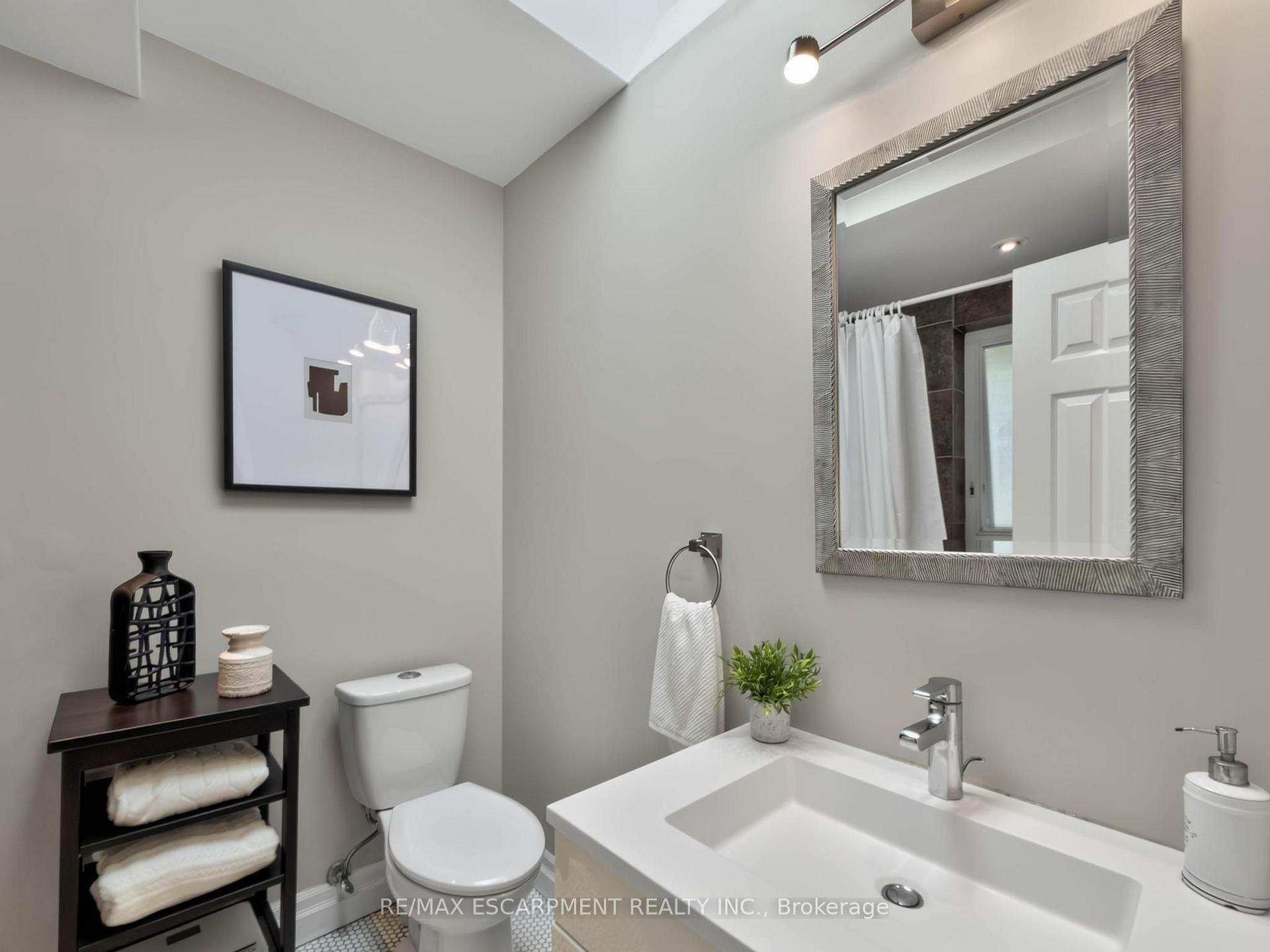 Photo 41 of 1239 Baldwin Drive, Oakville, Morrison — HOMEH
