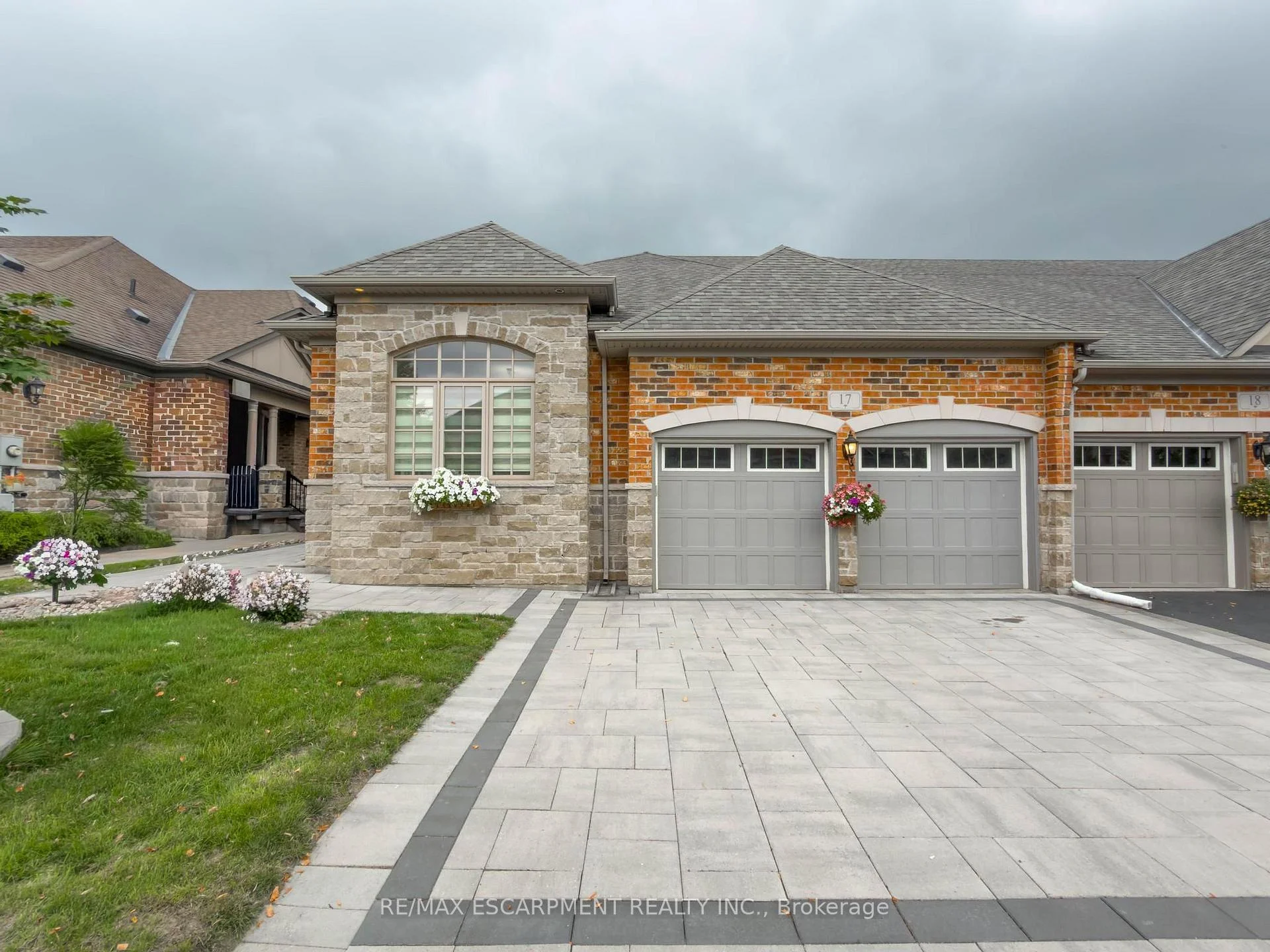 Photo 11 of 1239 Baldwin Drive, Oakville, Morrison — HOMEH