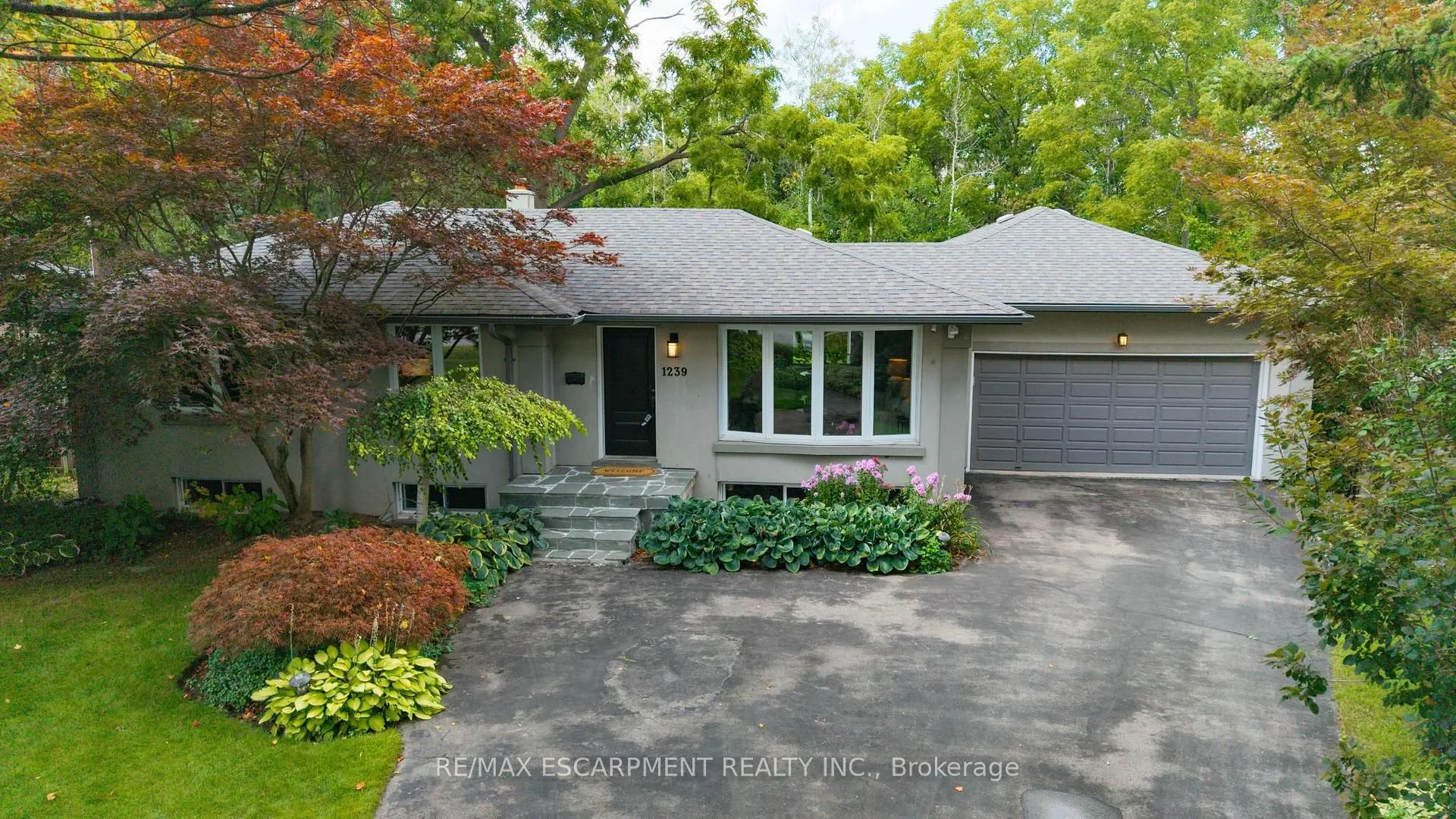 Photo 15 of 1239 Baldwin Drive, Oakville, Morrison — HOMEH