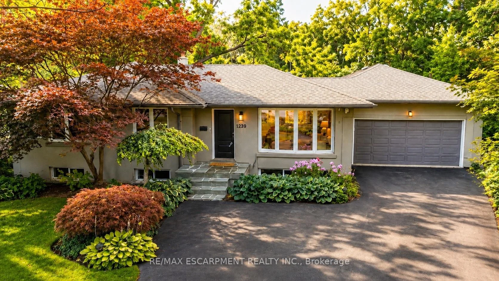 Photo 6 of 1239 Baldwin Drive, Oakville, Morrison — HOMEH