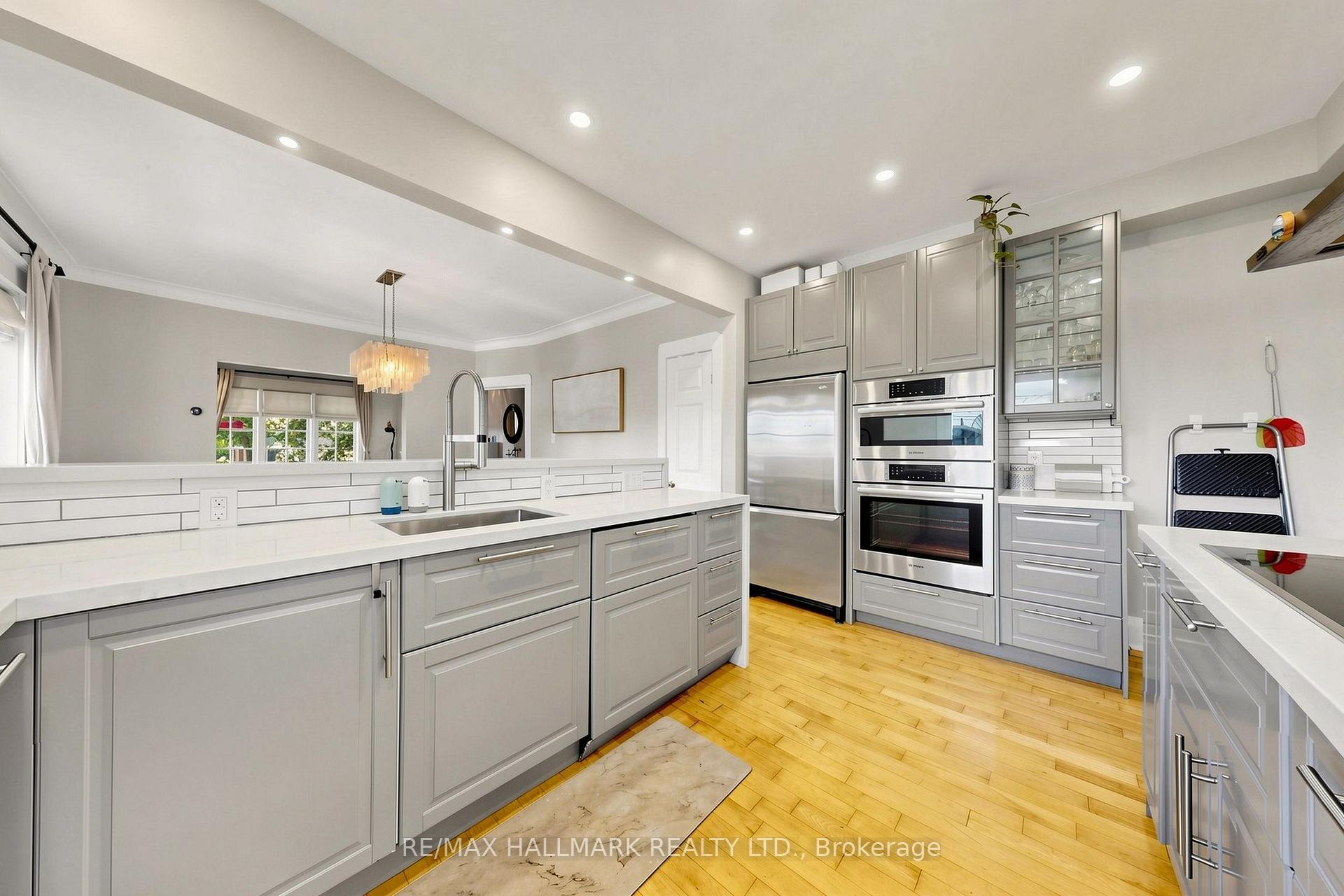 Photo 12 of 47 Glenmore Road, Toronto, Woodbine Corridor — HOMEH