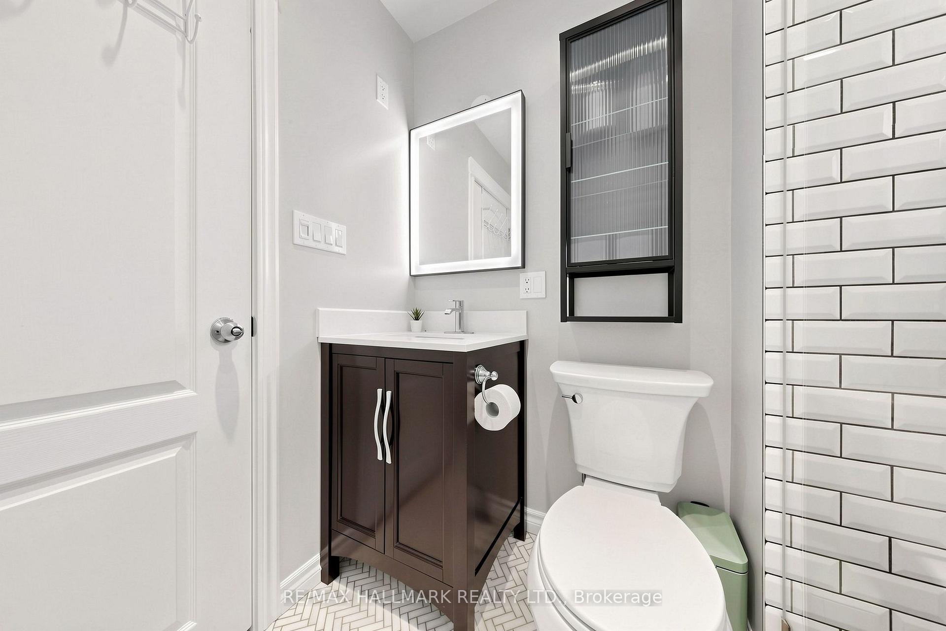 Photo 25 of 47 Glenmore Road, Toronto, Woodbine Corridor — HOMEH