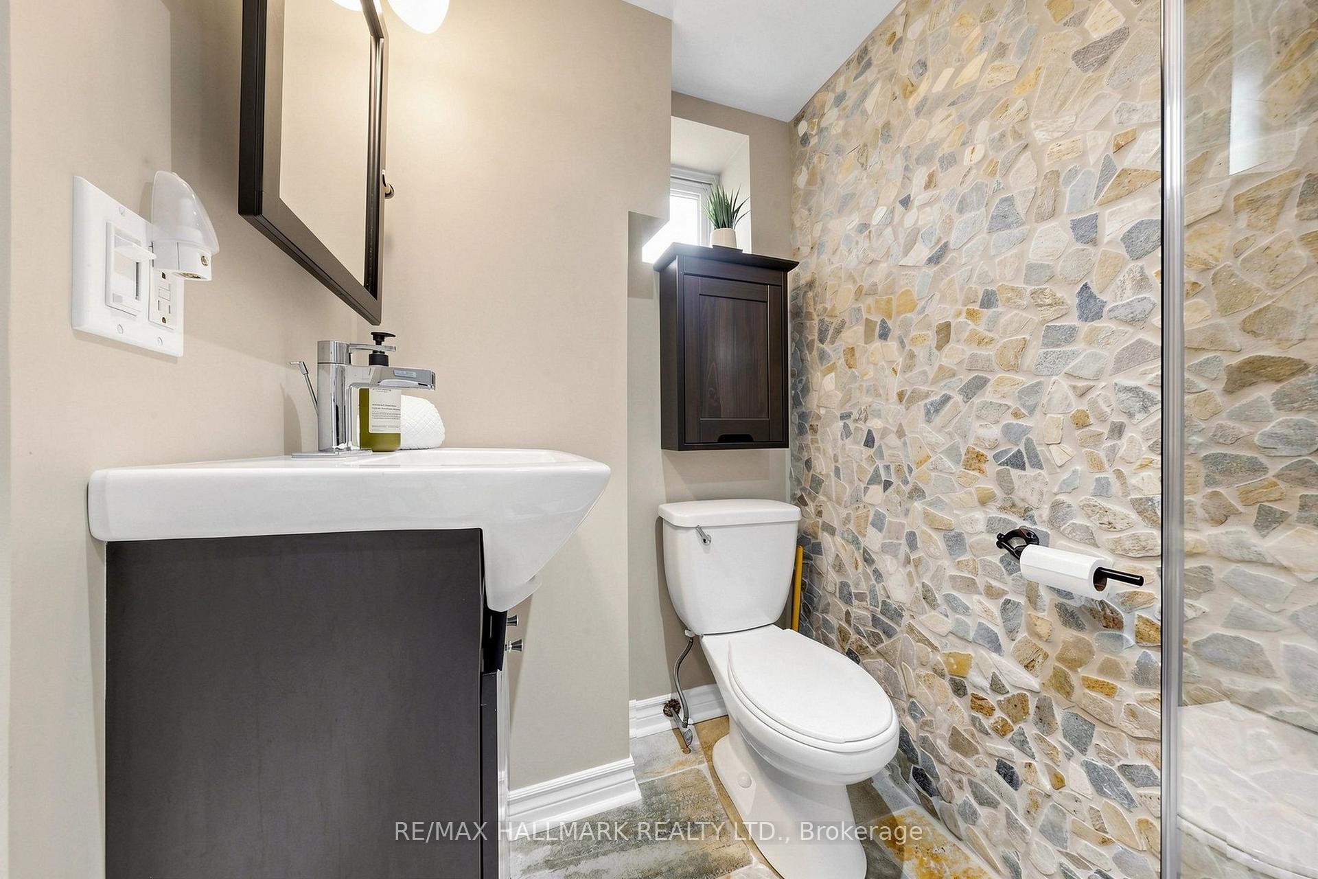 Photo 31 of 47 Glenmore Road, Toronto, Woodbine Corridor — HOMEH