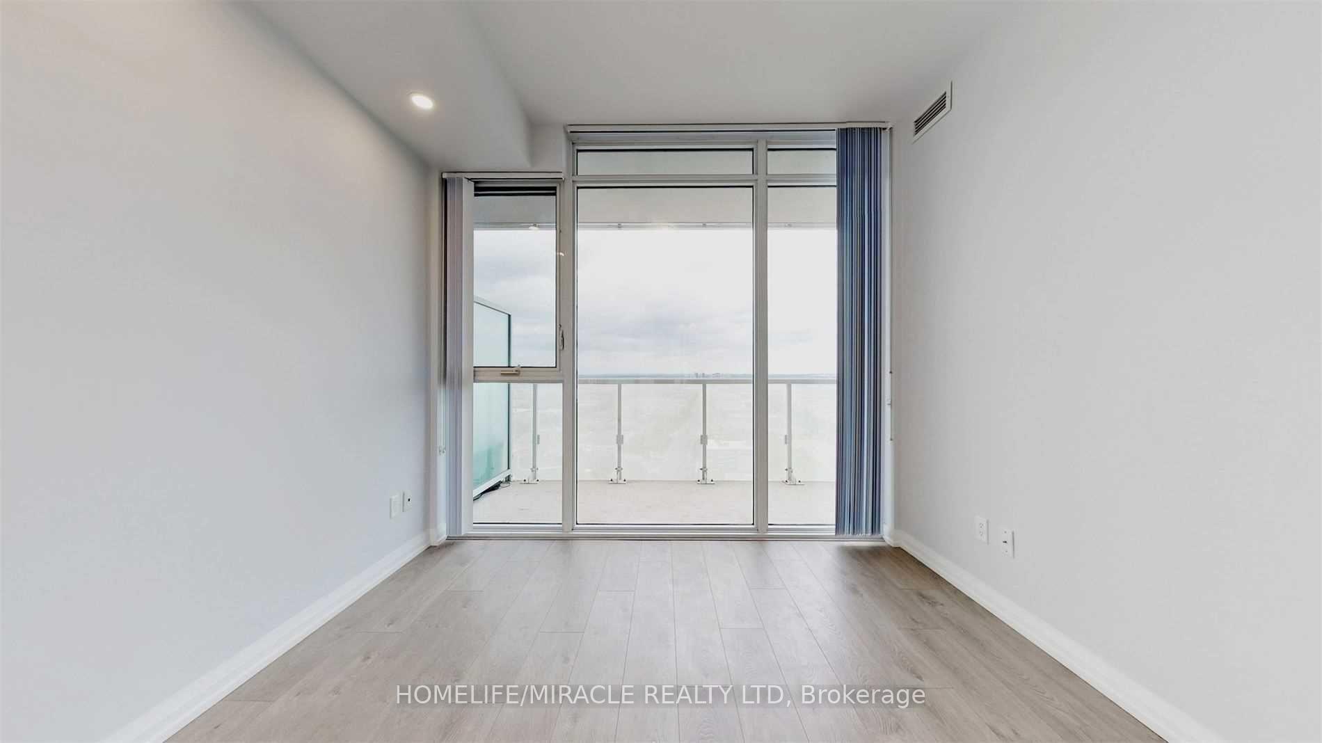 Photo 12 of Unit 2914, 7895 Jane Street, Vaughan, Concord — HOMEH