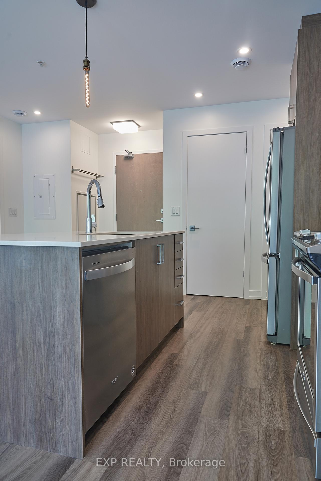 Photo 7 of Unit 601, 479 Charlton Avenue E, Hamilton, Stinson — HOMEH