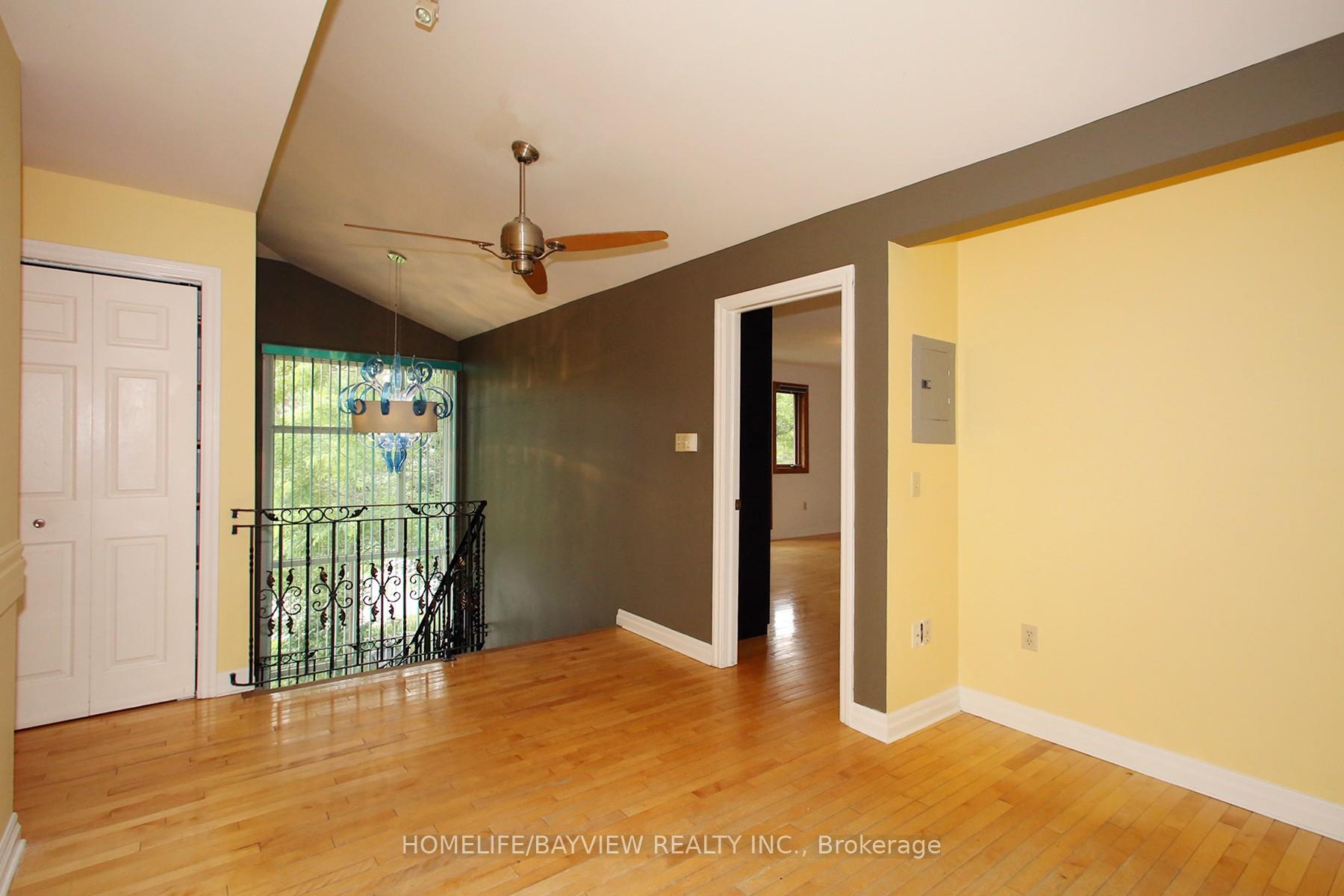 Photo 15 of 38 Christman Court, Markham, Markham Village — HOMEH