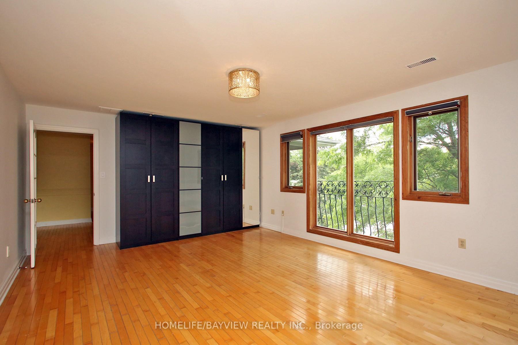 Photo 17 of 38 Christman Court, Markham, Markham Village — HOMEH