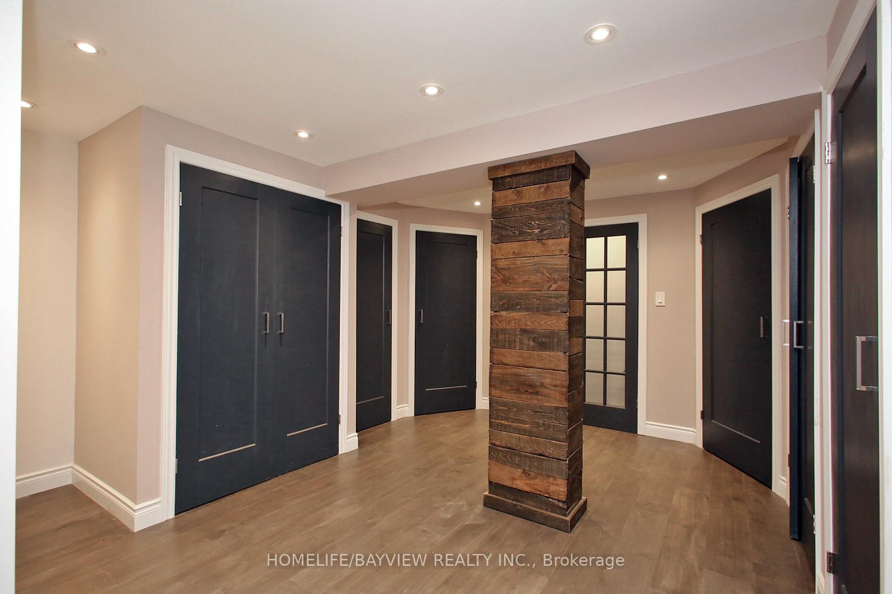 Photo 28 of 38 Christman Court, Markham, Markham Village — HOMEH