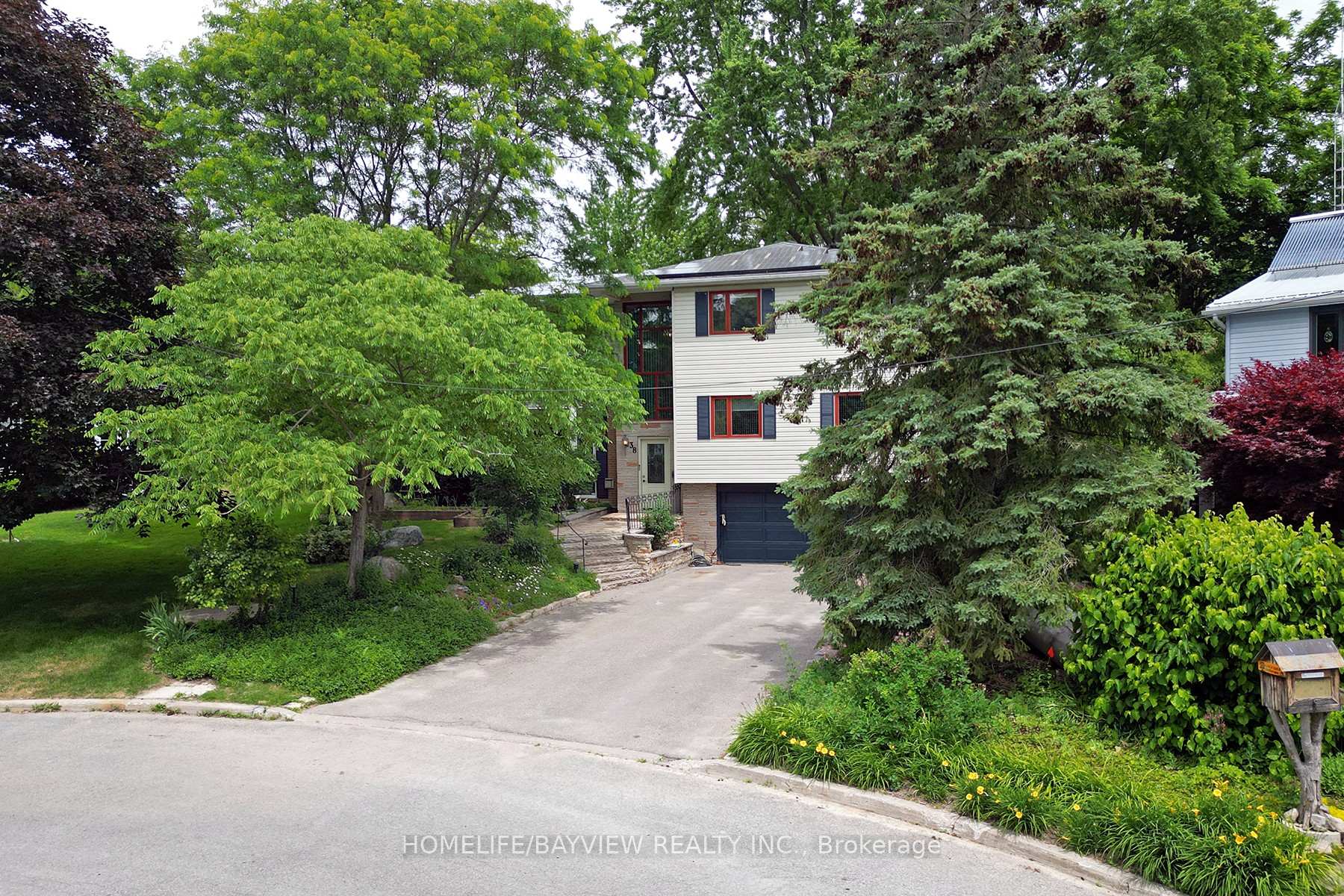 Photo 39 of 38 Christman Court, Markham, Markham Village — HOMEH