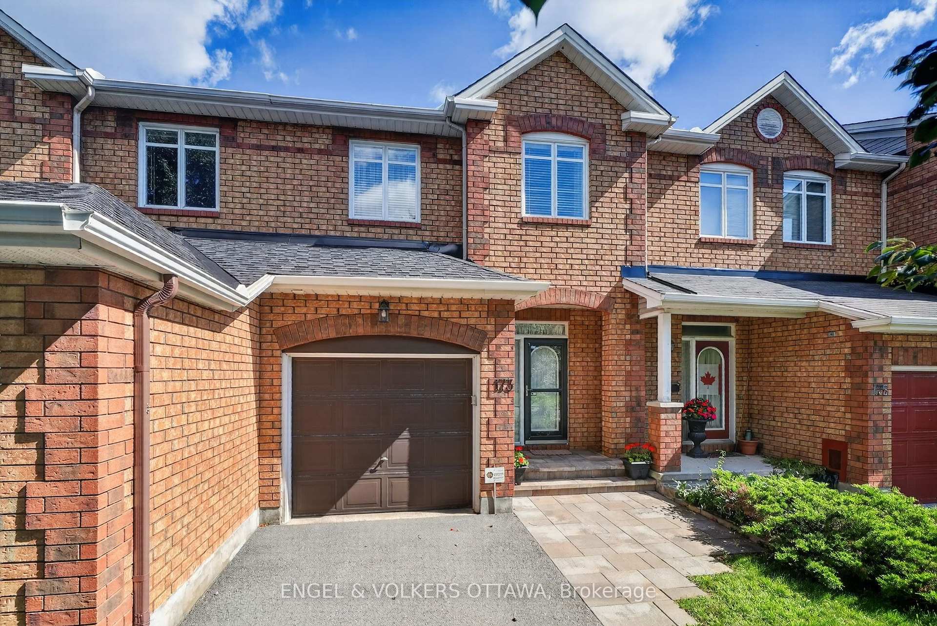 Front of 173 Hearst Way