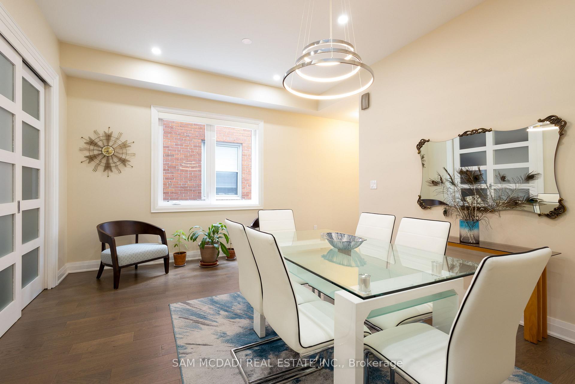 Photo 5 of 35A Broadview Avenue, Mississauga, Port Credit — HOMEH