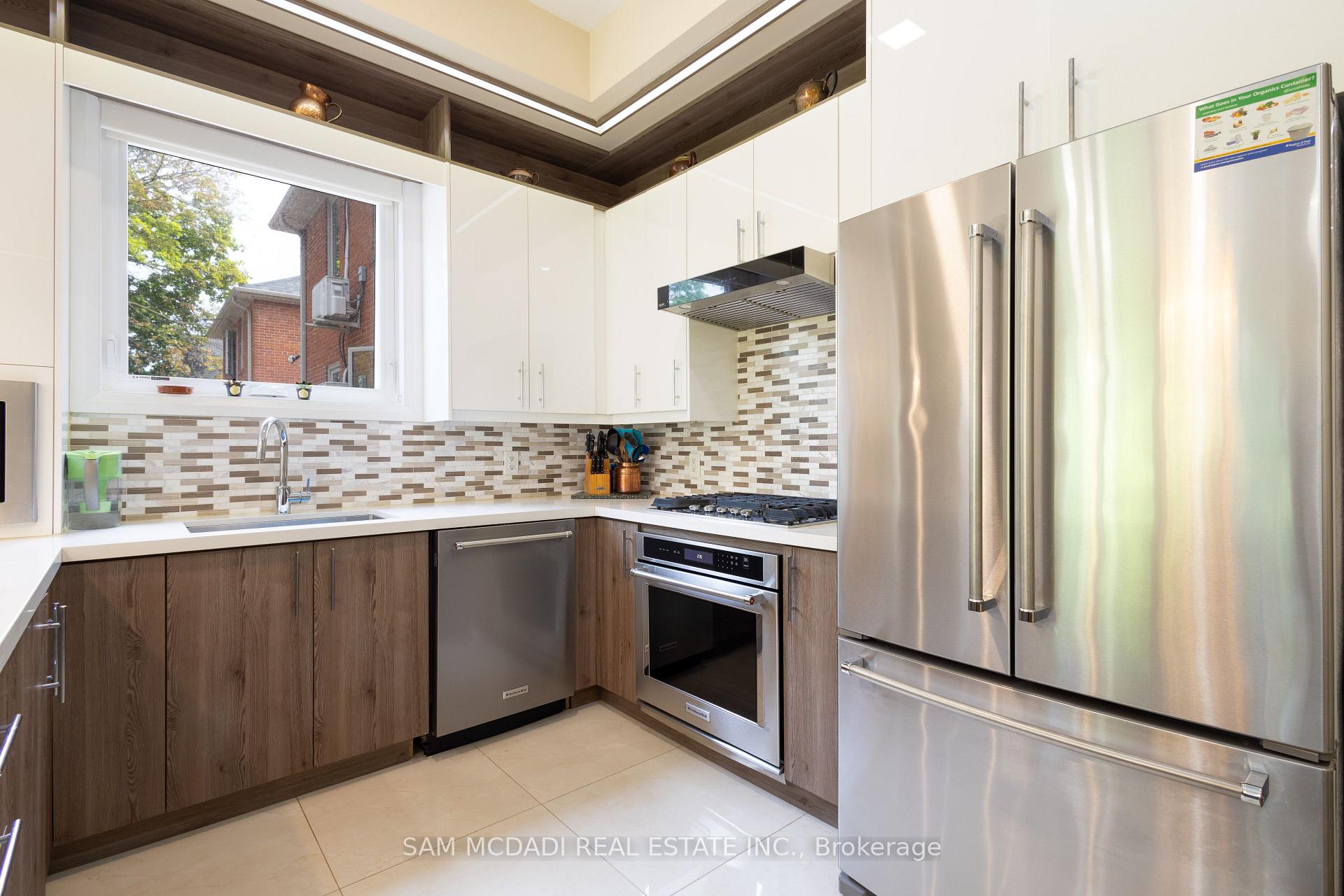 Photo 9 of 35A Broadview Avenue, Mississauga, Port Credit — HOMEH