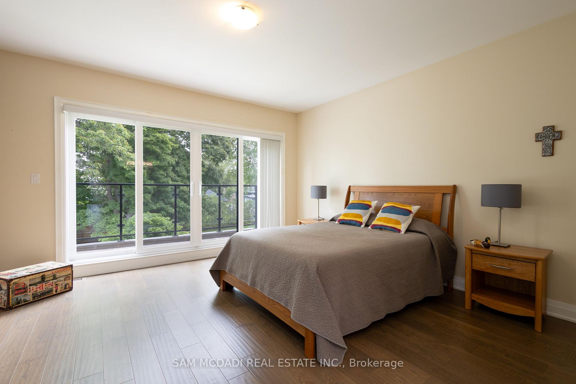 Photo 11 of 35A Broadview Avenue, Mississauga, Port Credit — HOMEH