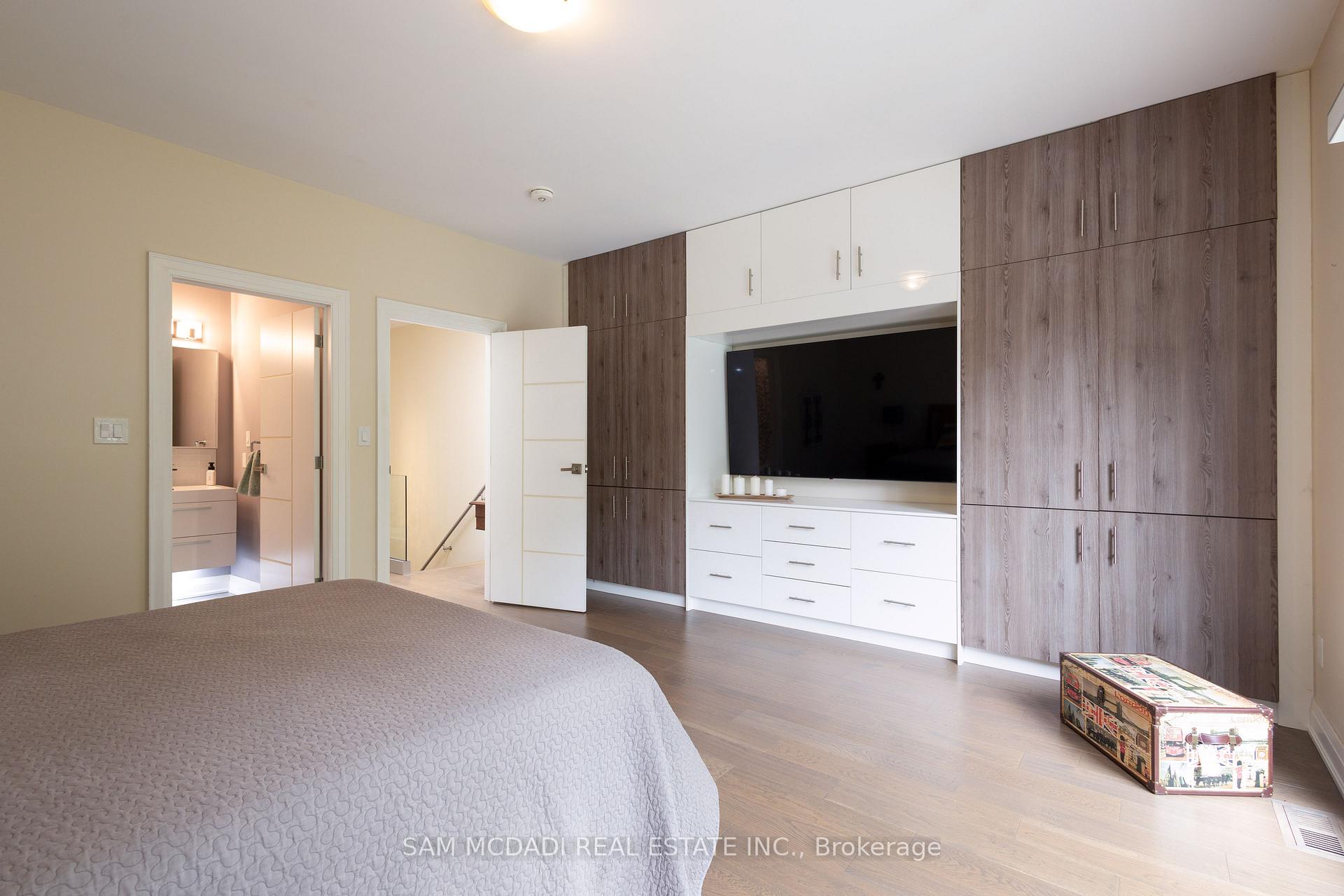Photo 14 of 35A Broadview Avenue, Mississauga, Port Credit — HOMEH