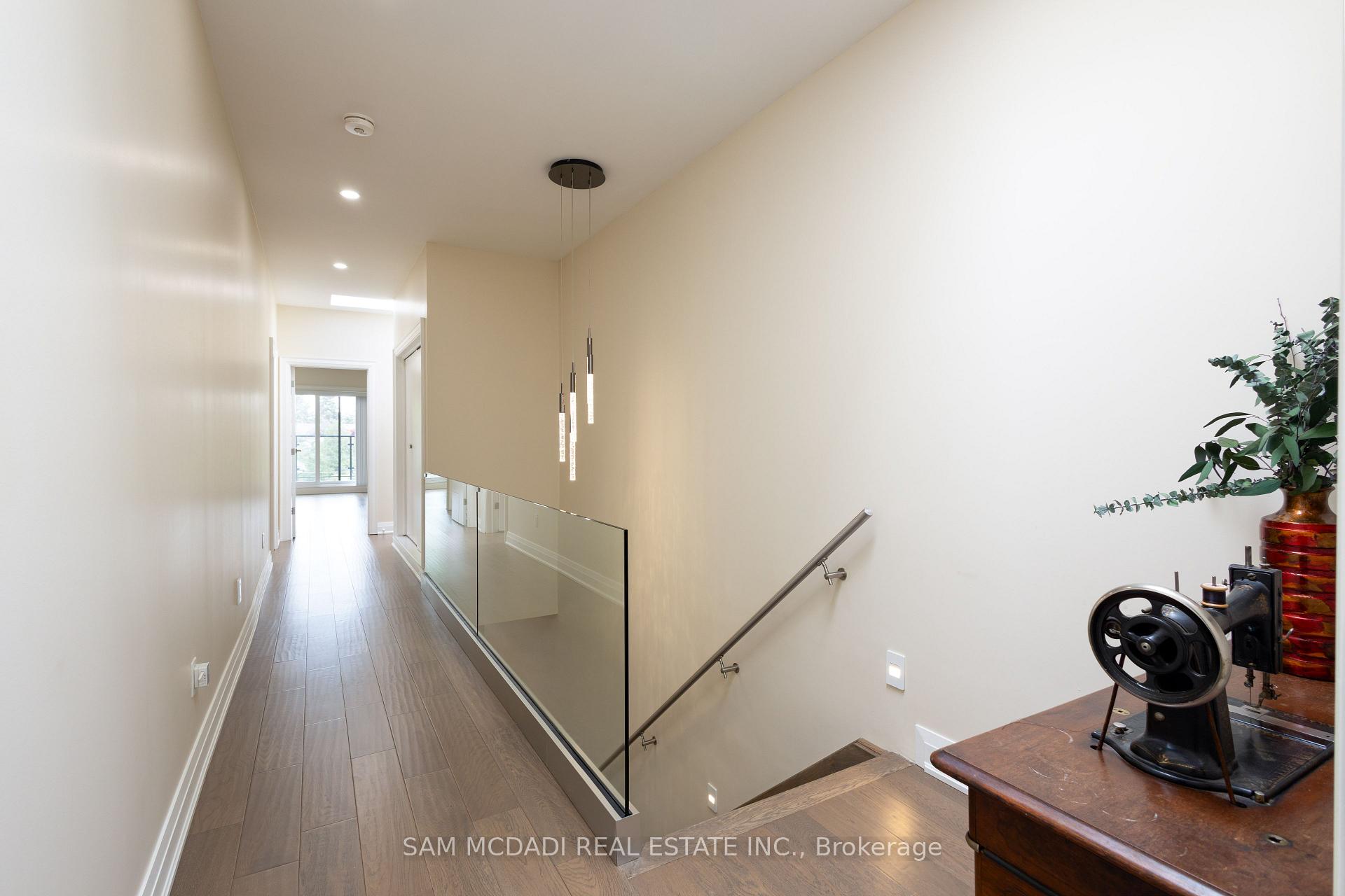 Photo 20 of 35A Broadview Avenue, Mississauga, Port Credit — HOMEH