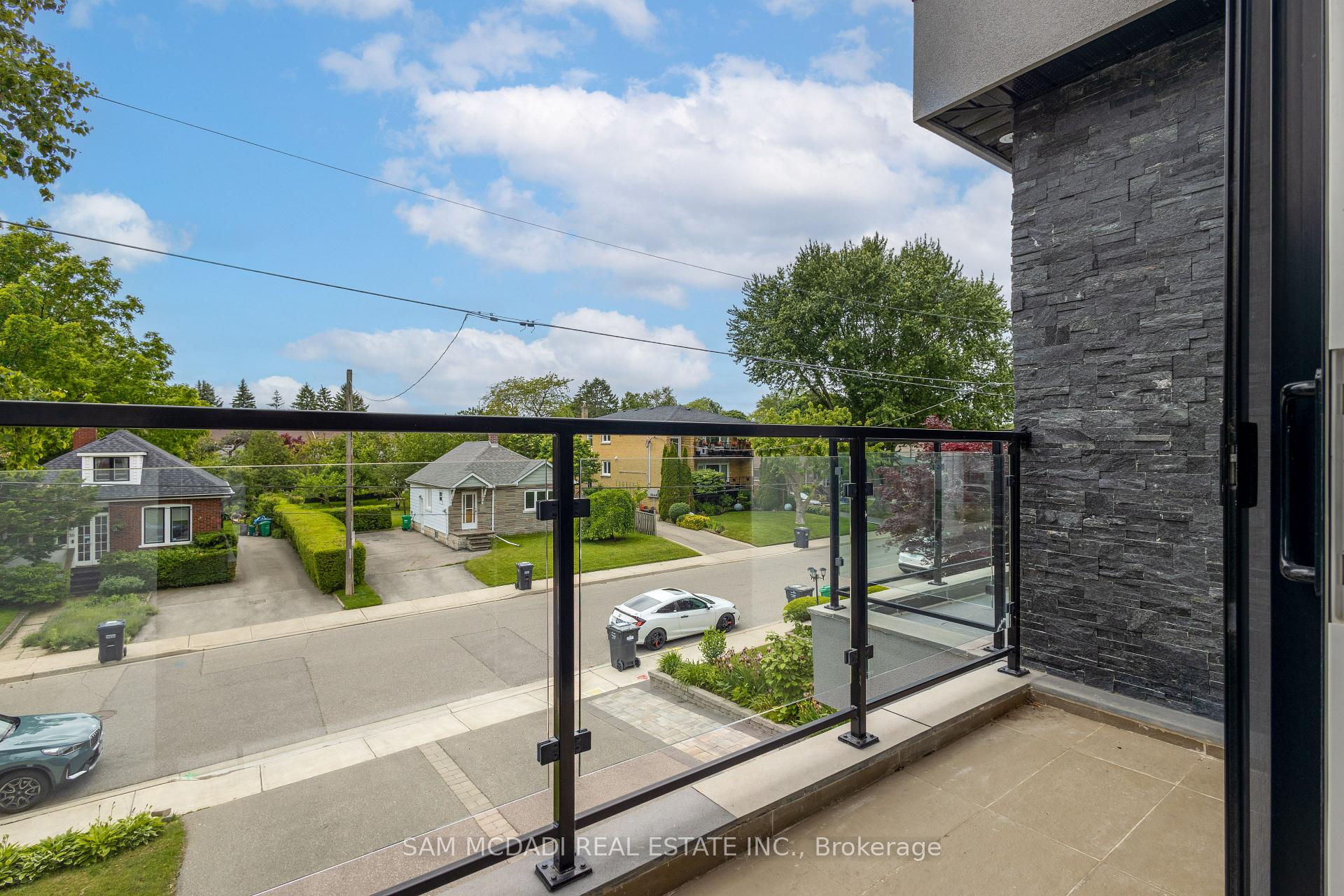 Photo 22 of 35A Broadview Avenue, Mississauga, Port Credit — HOMEH