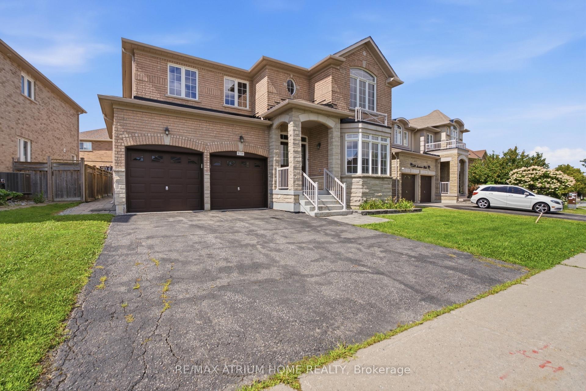 Photo 3 of 526 Mavrinac Boulevard, Aurora, Bayview Northeast — HOMEH