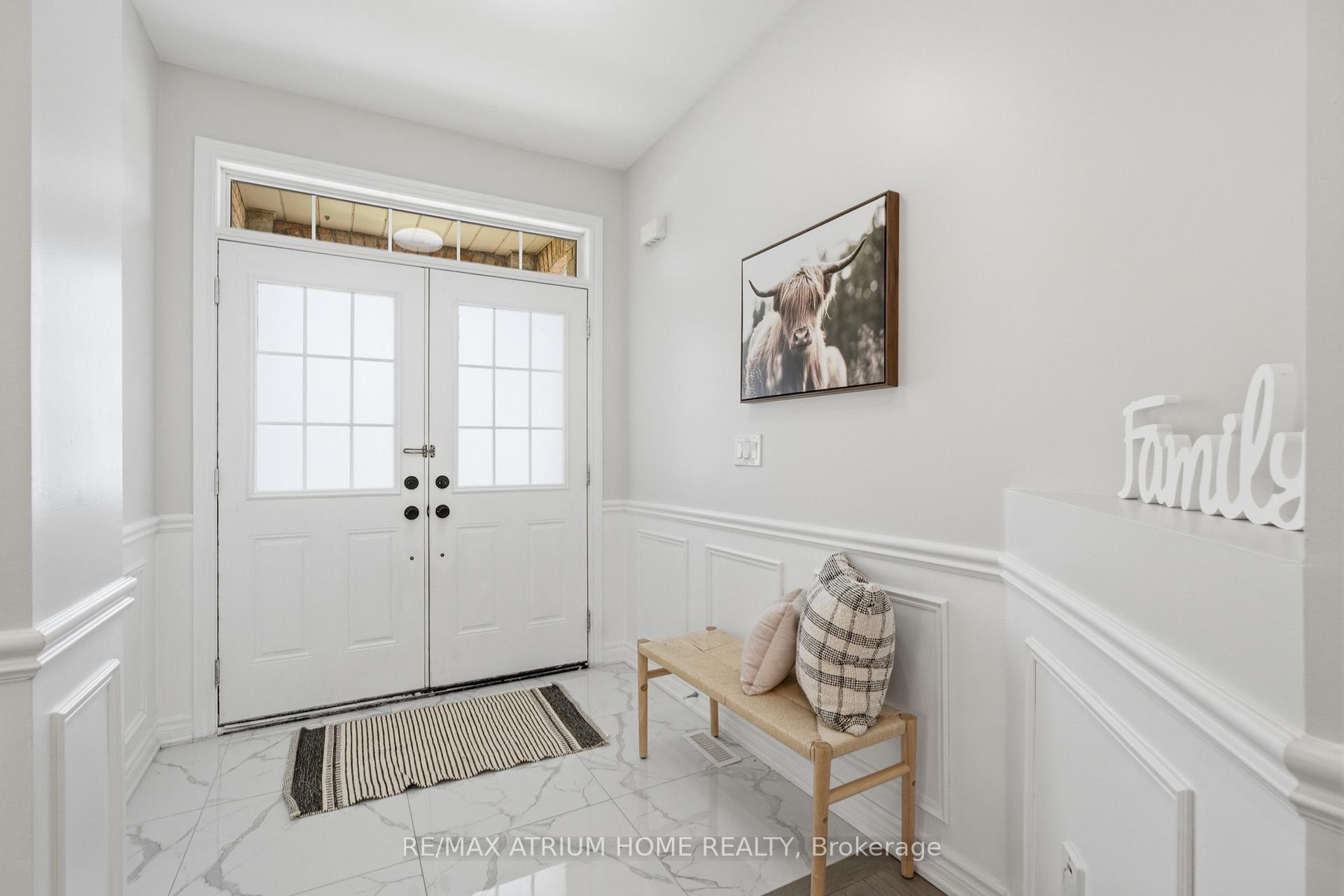 Photo 5 of 526 Mavrinac Boulevard, Aurora, Bayview Northeast — HOMEH