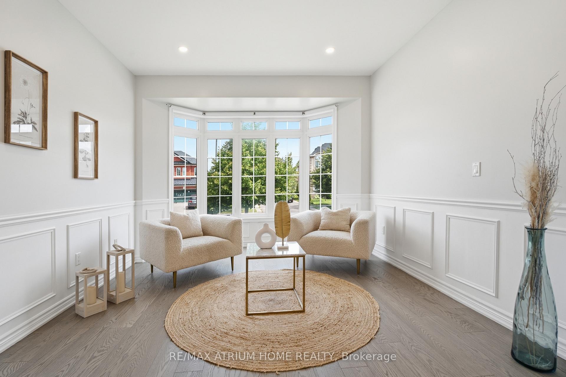 Photo 6 of 526 Mavrinac Boulevard, Aurora, Bayview Northeast — HOMEH