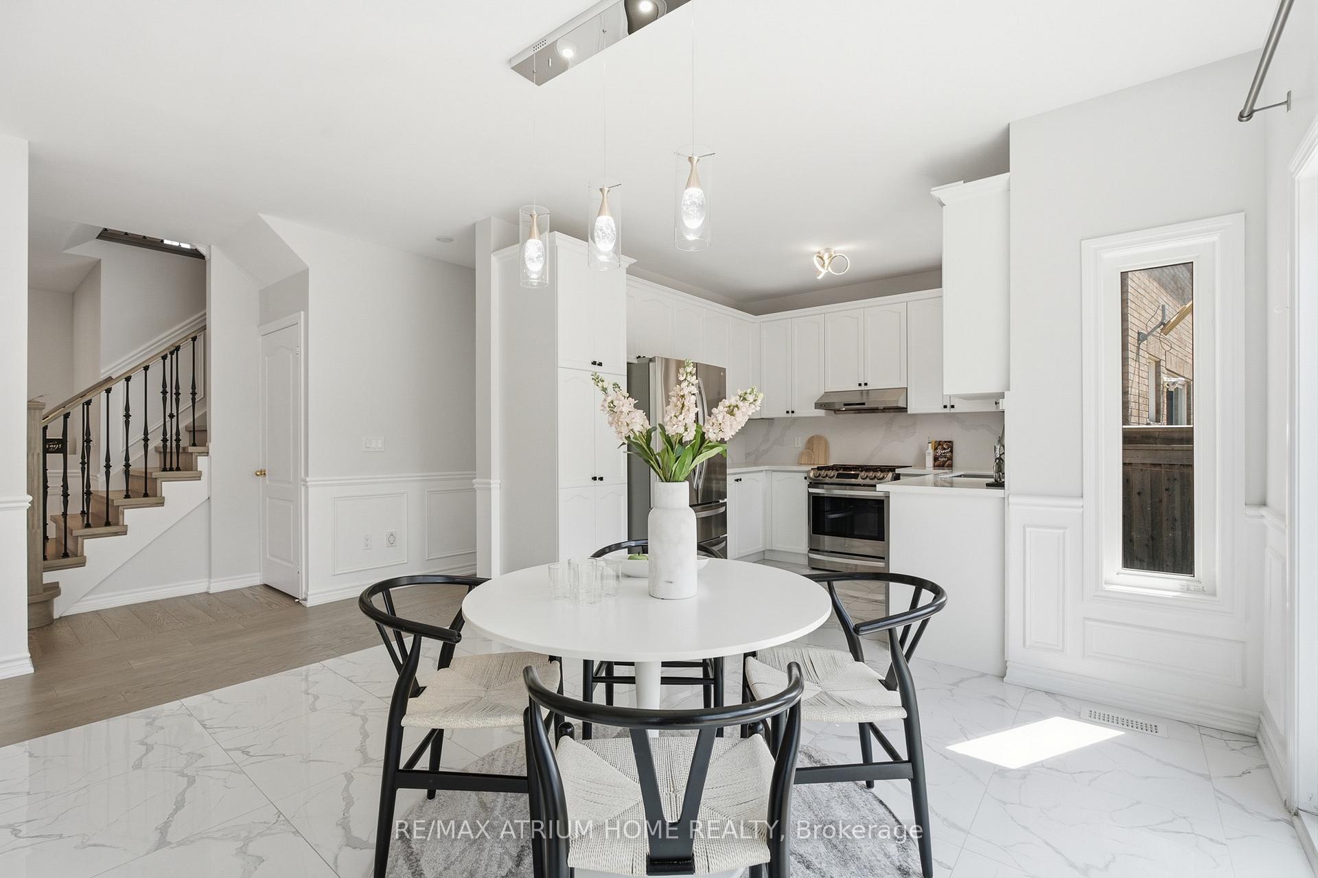 Photo 15 of 526 Mavrinac Boulevard, Aurora, Bayview Northeast — HOMEH