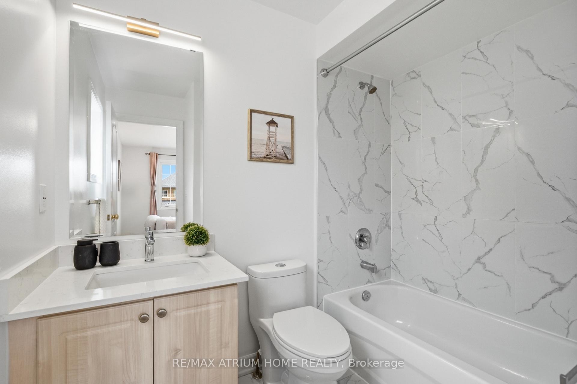 Photo 27 of 526 Mavrinac Boulevard, Aurora, Bayview Northeast — HOMEH
