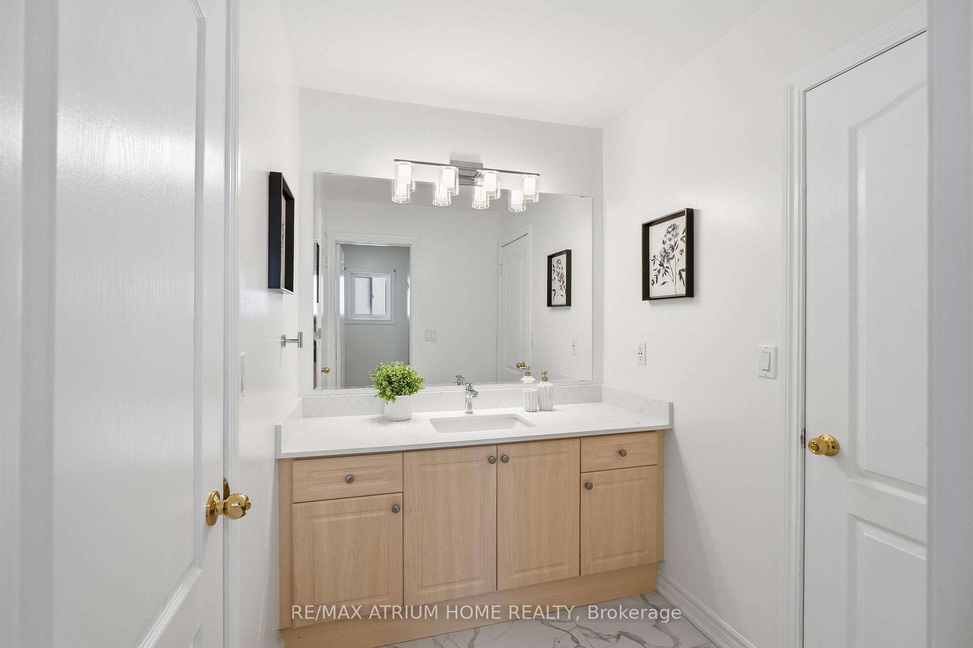 Photo 31 of 526 Mavrinac Boulevard, Aurora, Bayview Northeast — HOMEH