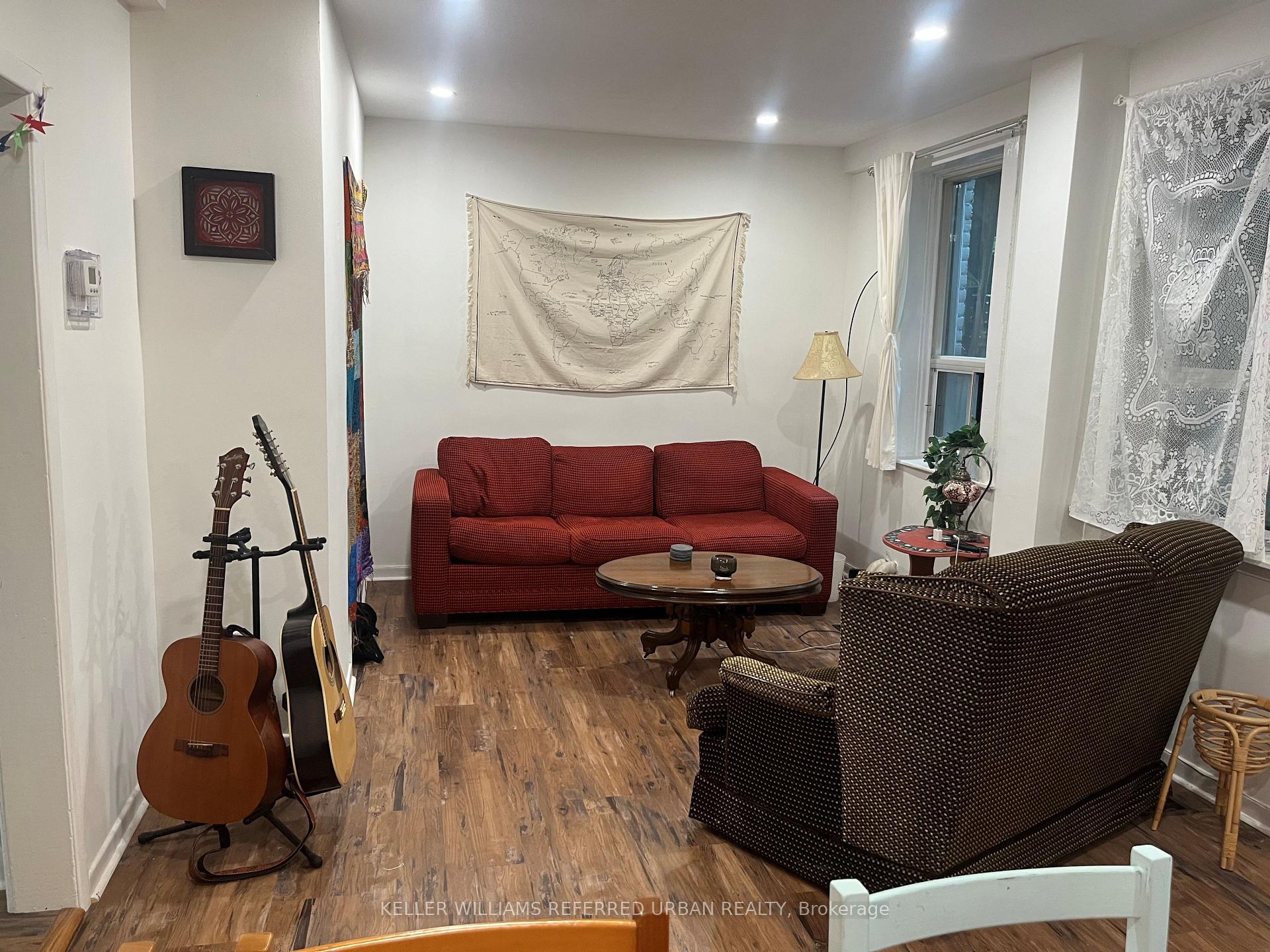 Photo 2 of Unit Main floor, 9 Clinton Place, Toronto, Palmerston-Little Italy — HOMEH
