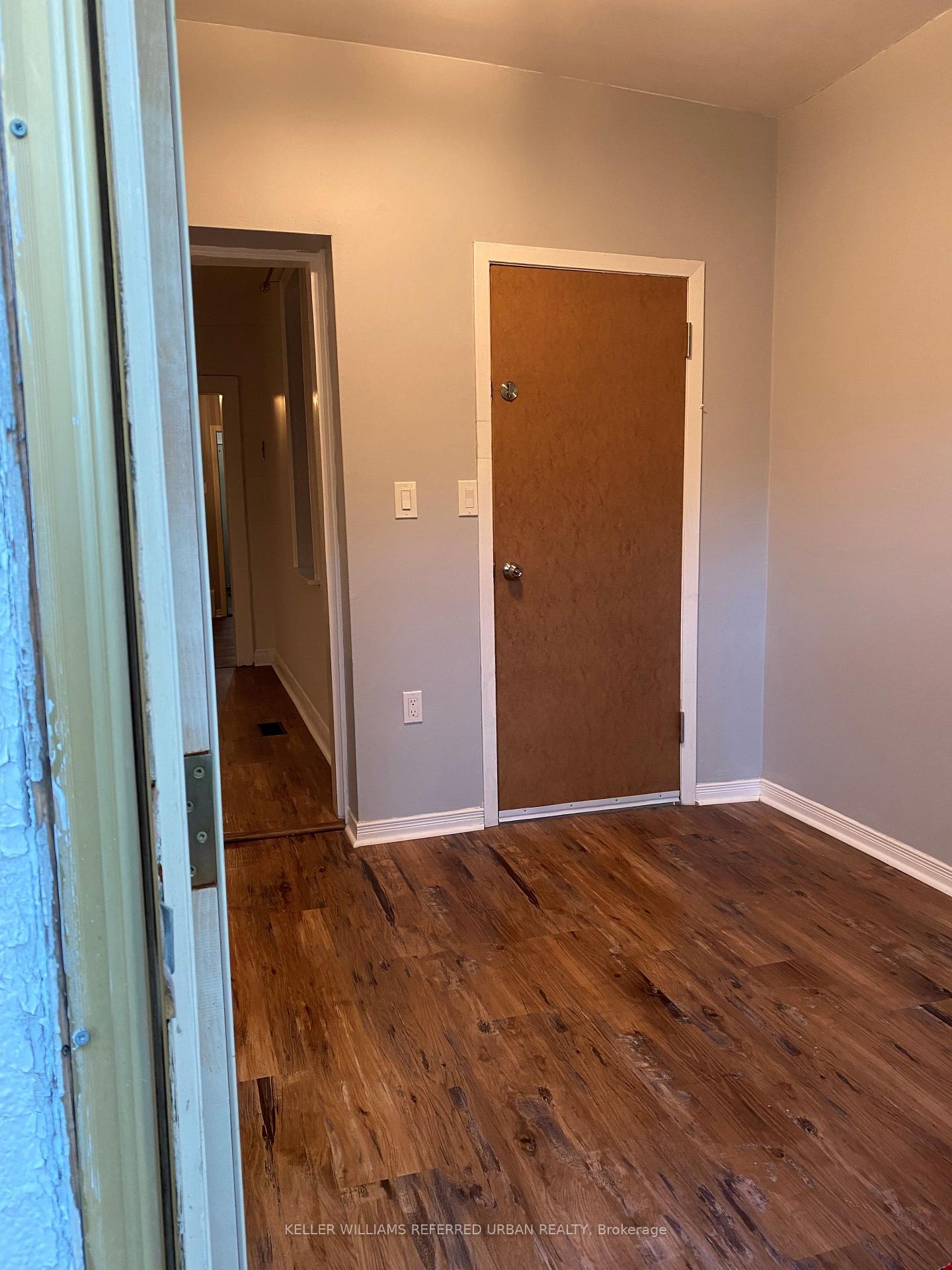 Photo 7 of Unit Main floor, 9 Clinton Place, Toronto, Palmerston-Little Italy — HOMEH