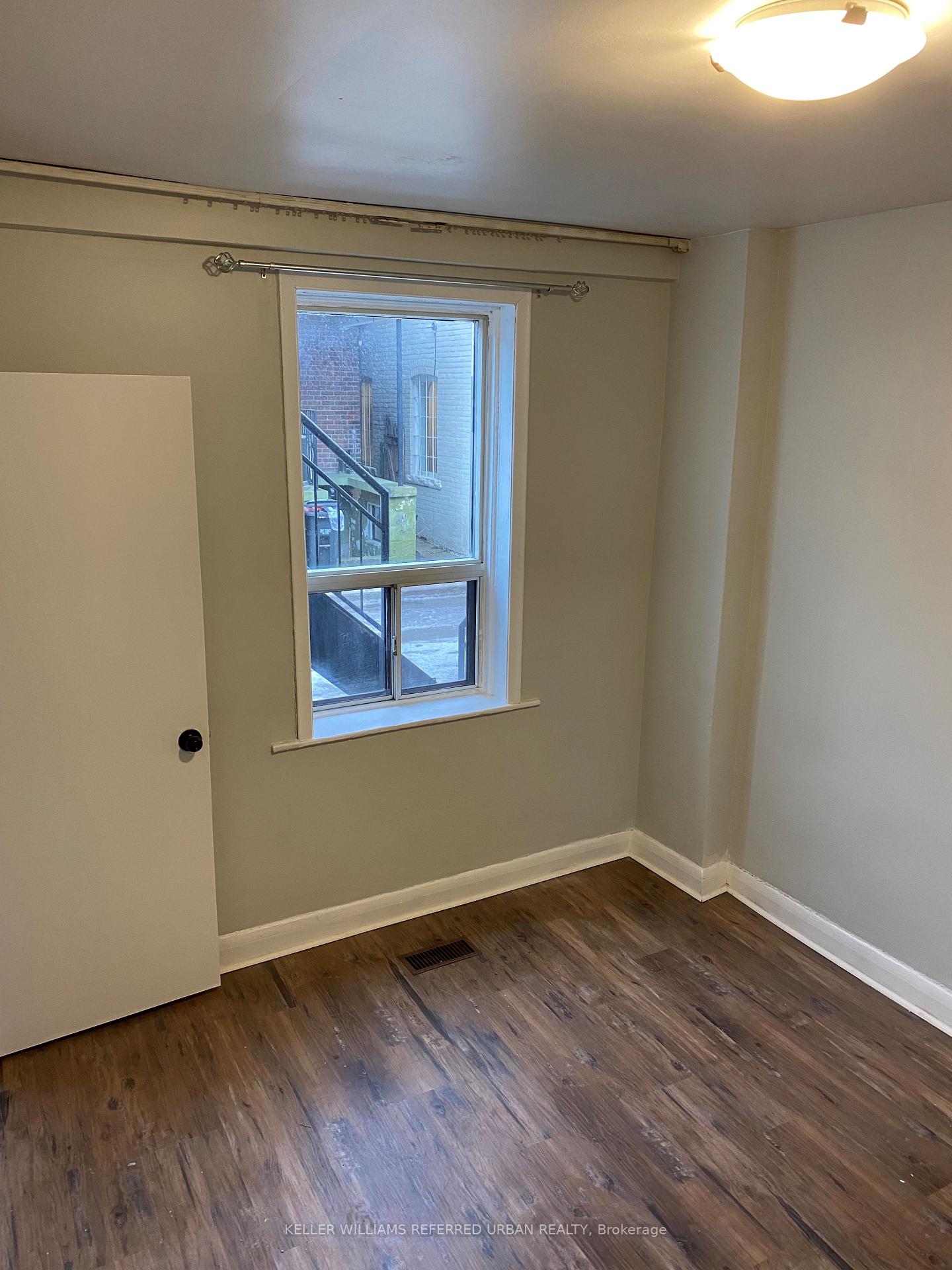 Photo 8 of Unit Main floor, 9 Clinton Place, Toronto, Palmerston-Little Italy — HOMEH