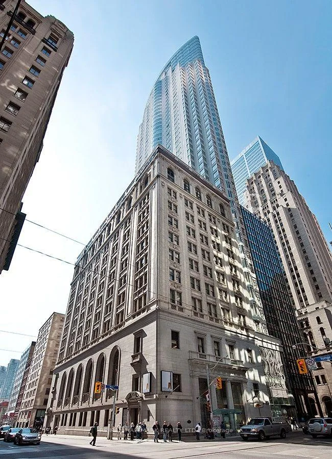 Photo 1 of Unit 824, 1 King Street W, Toronto, Bay Street Corridor — HOMEH