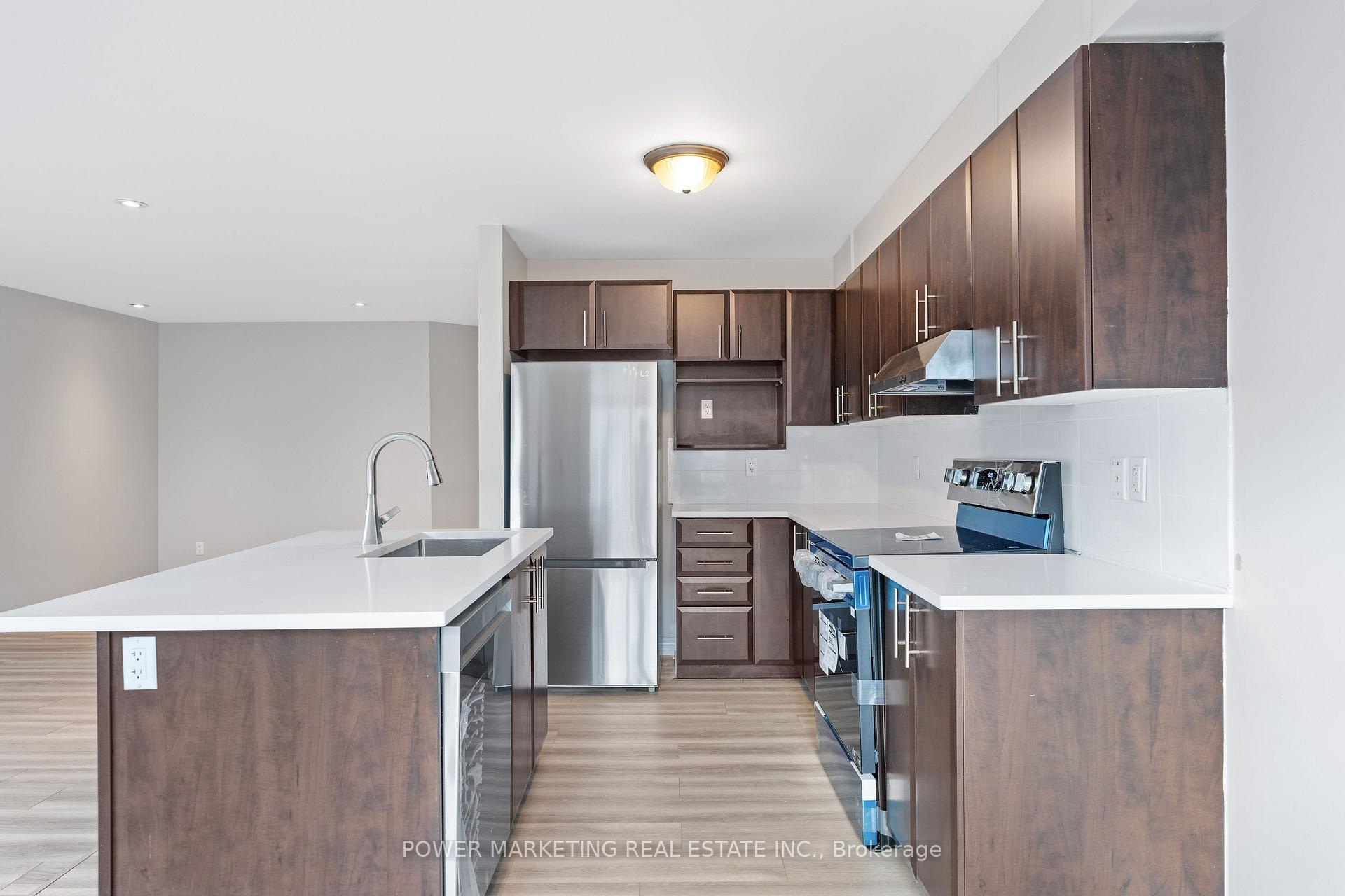 Photo 10 of 245 Silvermoon Crescent, Ottawa, Avalon East — HOMEH