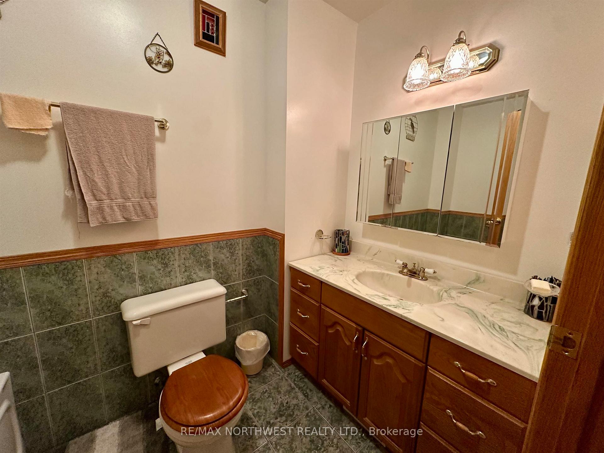 Photo 9 of 1308 Eighth Street North, Kenora, Evergreen — HOMEH