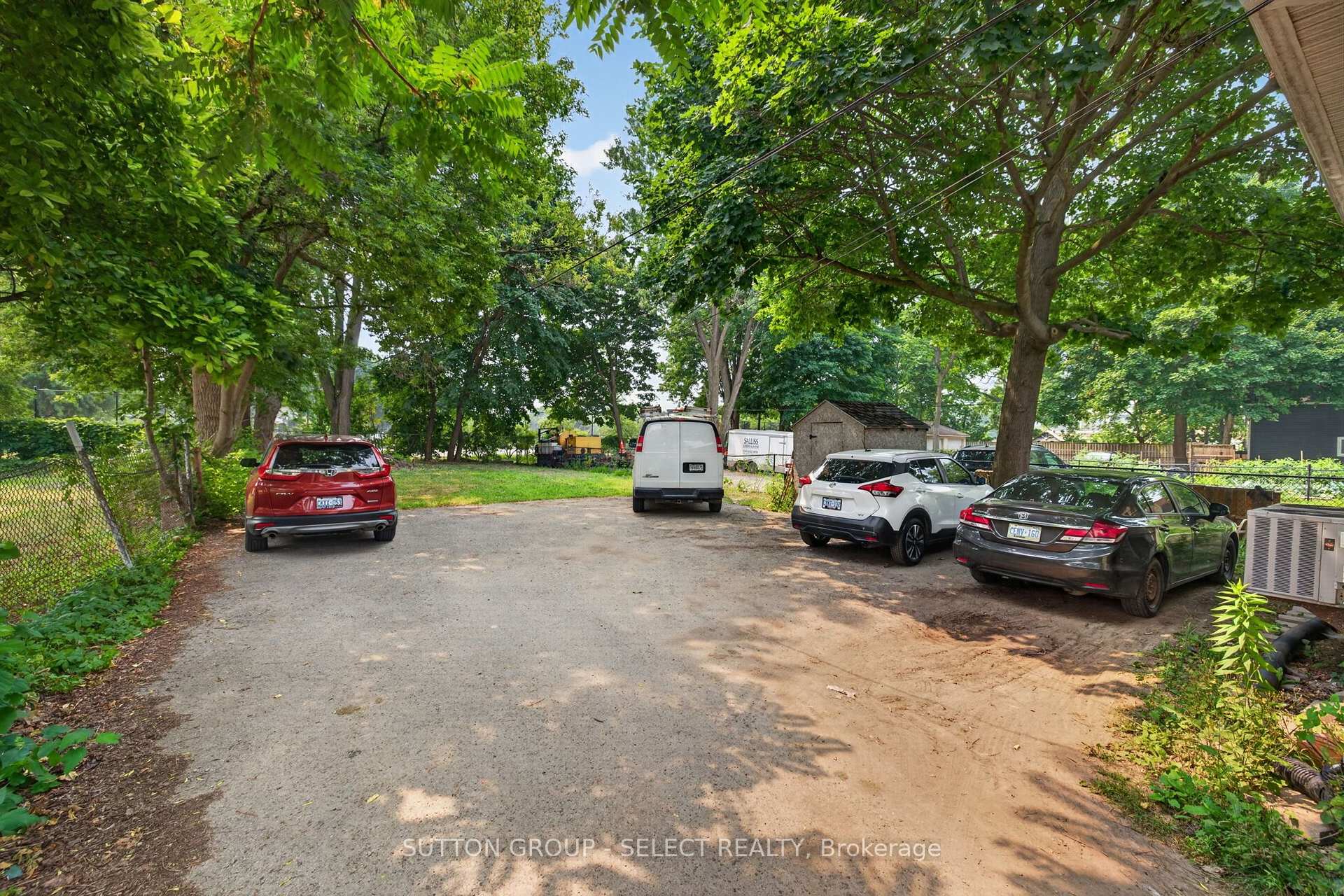 Photo 13 of 433 South Street, London, East K — HOMEH