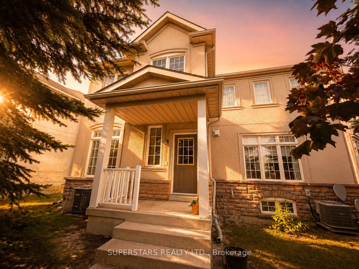 Photo 1 of Unit 18, 10 Post Oak Drive, Richmond Hill, Jefferson — HOMEH