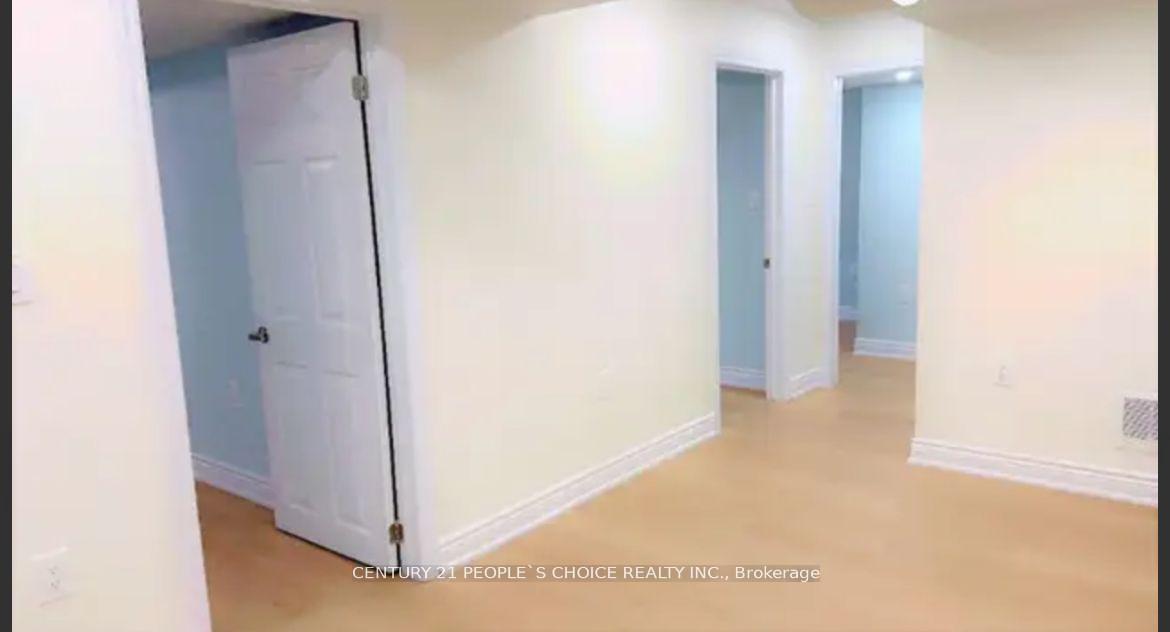 Photo 5 of Unit 2, 3 Aldenham Street, Brampton, Credit Valley — HOMEH