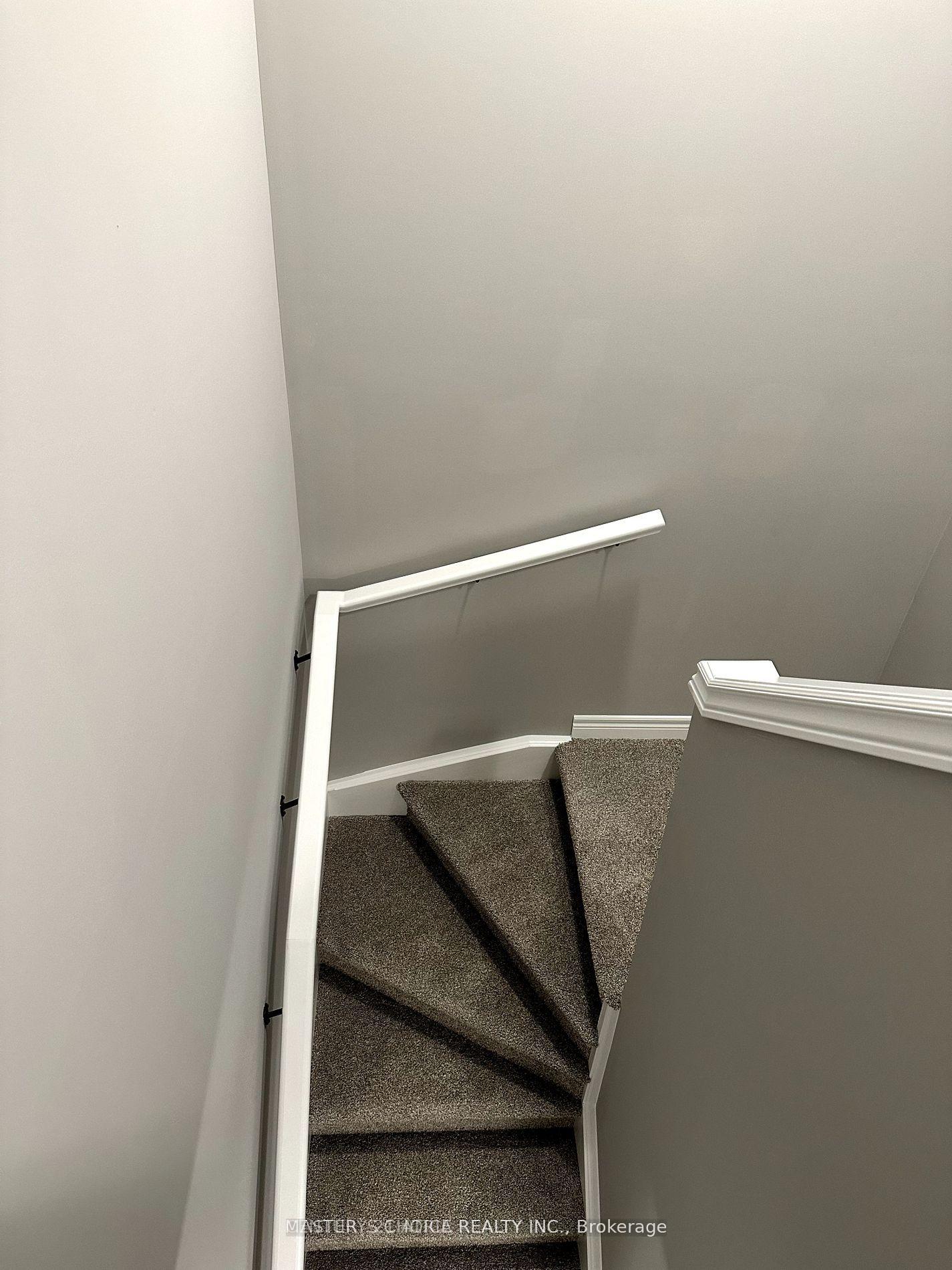 Photo 2 of Unit 7, 4 Sora Lane, Guelph, Grange Road — HOMEH