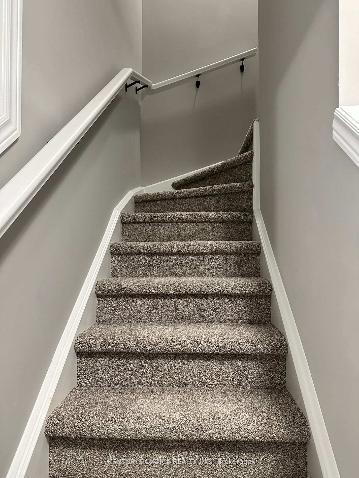 Photo 9 of Unit 7, 4 Sora Lane, Guelph, Grange Road — HOMEH