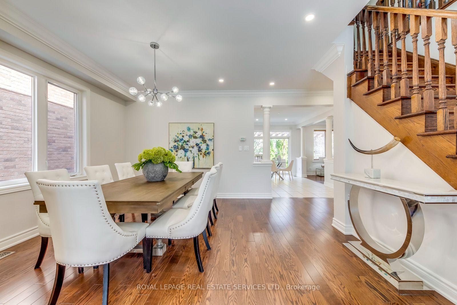Photo 13 of 303 Burloak Drive, Oakville, Bronte — HOMEH