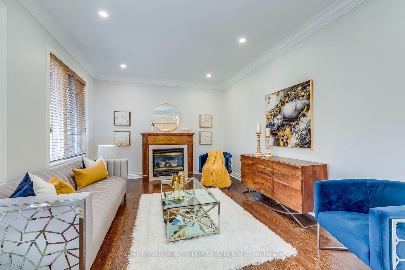 Photo 15 of 303 Burloak Drive, Oakville, Bronte — HOMEH