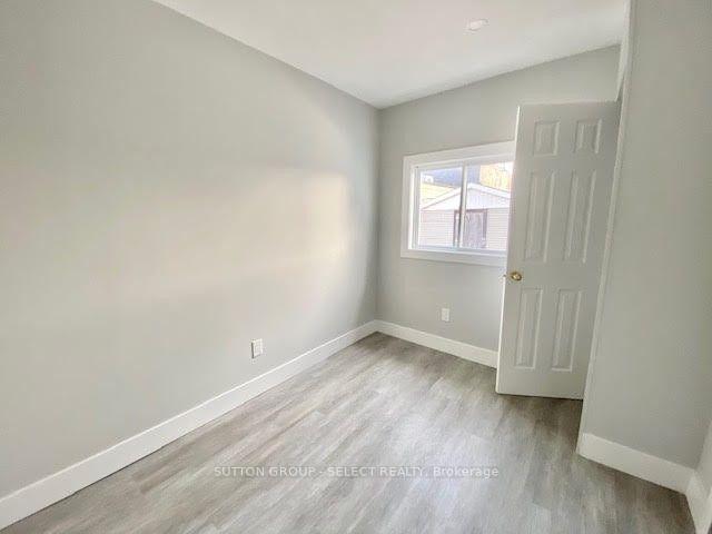 Photo 9 of 439 South Street, London, East K — HOMEH