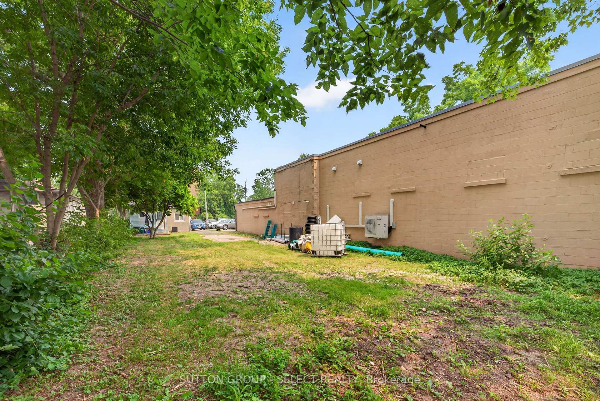 Photo 13 of 439 South Street, London, East K — HOMEH