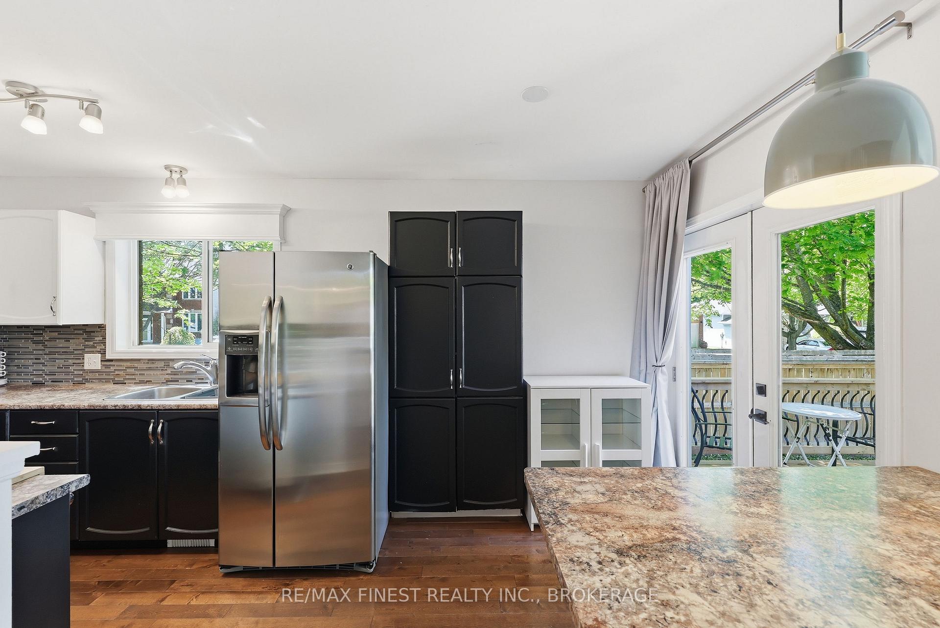 Photo 9 of 416 Fieldstone Drive, Kingston, Kingston East (Incl Barret Crt) — HOMEH